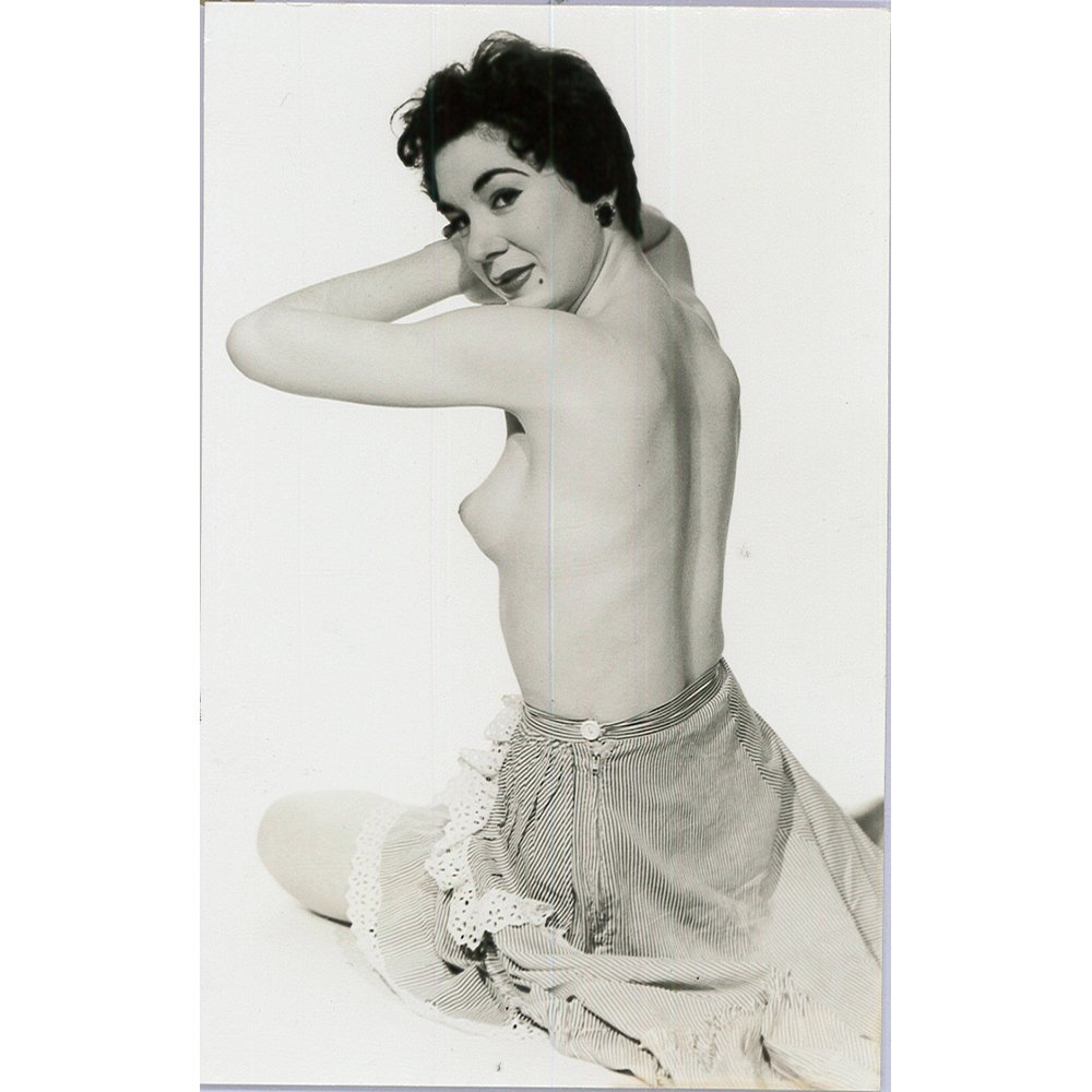 Orig Silver Gelatin 1950's Pinup Photo - Harrison Marks: This is an original 1950's silver gelatin cheesecake pin up photograph. Background: A pin-up girl, a