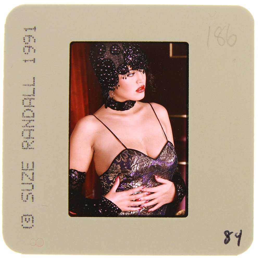 Original 35mm Jami Dion 1991 By Suze Randall: Original nude, erotic, 35mm slide features Jami Dion by Suze Randall in 1991. Print and/or markings on the slide mount are original.