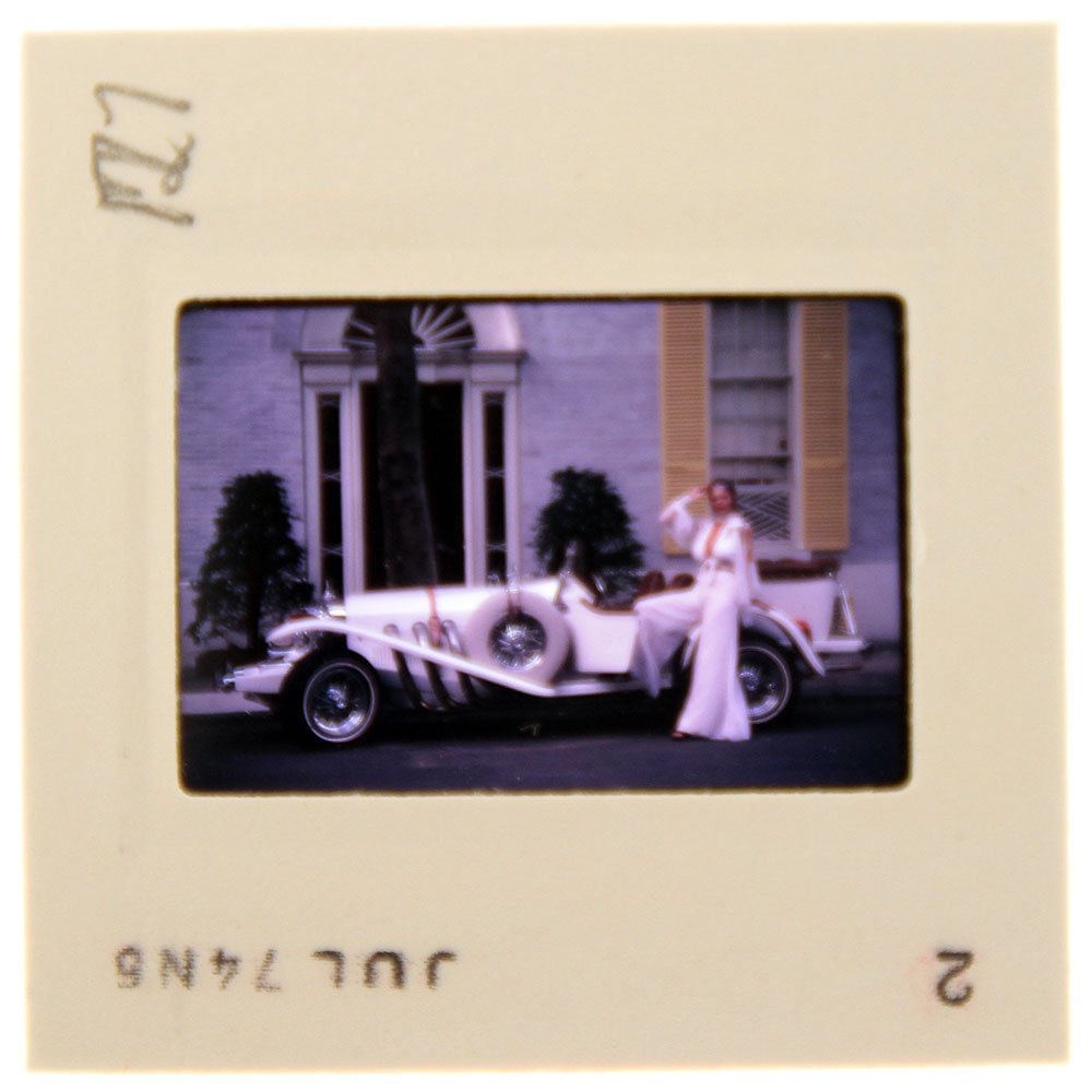 Original 35mm Avril Lund 1974 By Bob Guccione: Original nude, erotic, 35mm slide features Avril Lund taken by Bob Guccione in 1974. Print and/or markings on the slide mount are original.