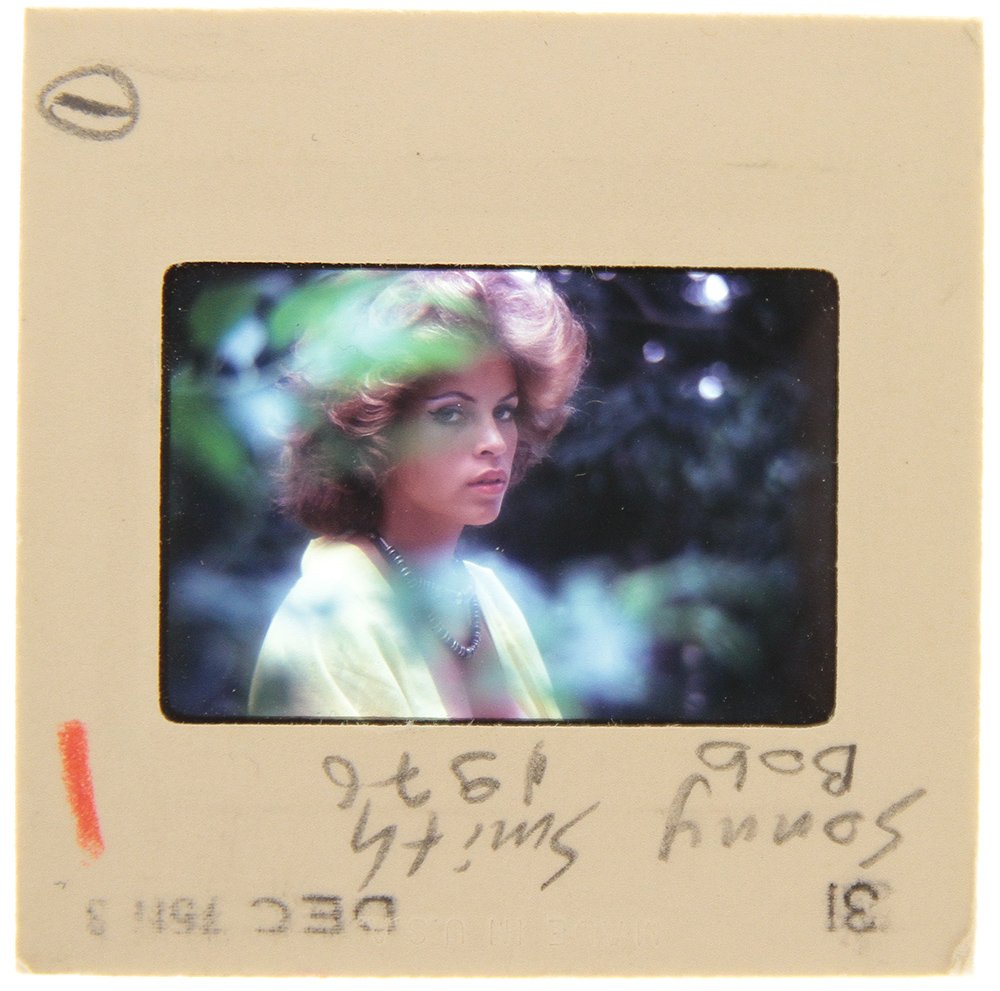 Original 35mm Sonny Smith 1976 By Bob Guccione: Original nude, erotic, 35mm slide features Sonny Smith taken by Bob Guccione in 1976. Print and/or markings on the slide mount are original.