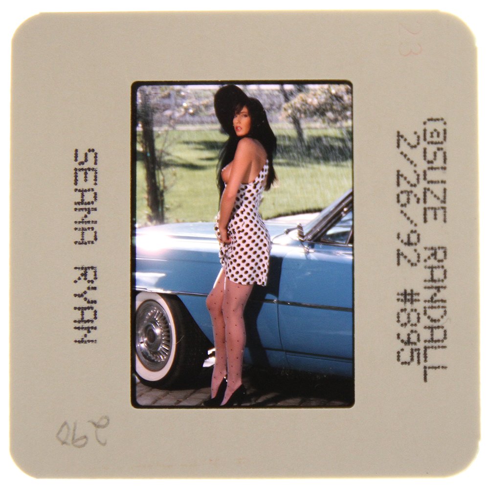 Original 35mm Seana Ryan 1992 By Suze Randall: Original nude, erotic, 35mm slide features Seana Ryan taken by Suze Randall in 1992. Print and/or markings on the slide mount are original.