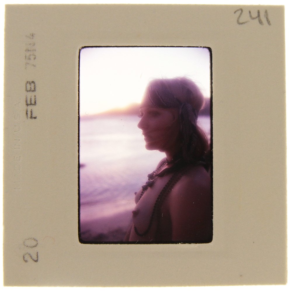 Original 35mm Jane Hargrave 1975 By Bob Guccione: Original nude, erotic, 35mm slide features Jane Hargrave taken by Bob Guccione in 1975. Print and/or markings on the slide mount are original.