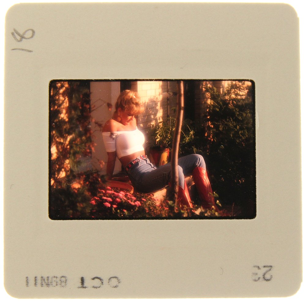 Original 35mm Stephanie Page 1989 By Bob Guccione: Original nude, erotic, 35mm slide features Stephanie Page taken by Bob Guccione in 1989. Print and/or markings on the slide mount are original.