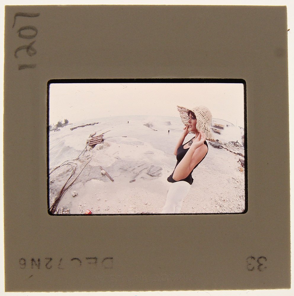 Original 35mm Avril Lund 1974 By Bob Guccione: Original nude, erotic, 35mm slide features Avril Lund taken by Bob Guccione in 1974. Print and/or markings on the slide mount are original.