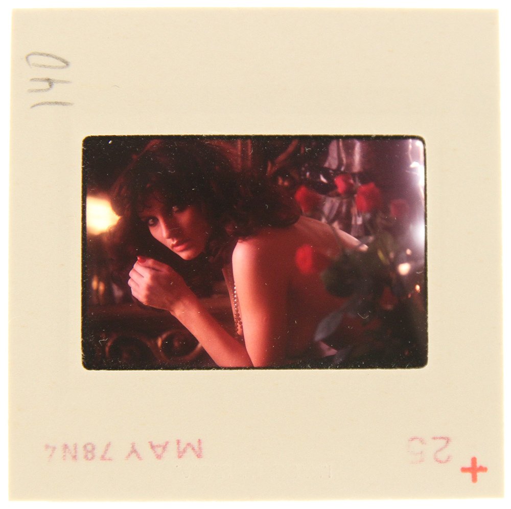 Original 35mm Kate Simmons 1978 By Bob Guccione: Original nude, erotic, 35mm slide features Kate Simmons taken by Bob Guccione in May 1978. Subject: Kate