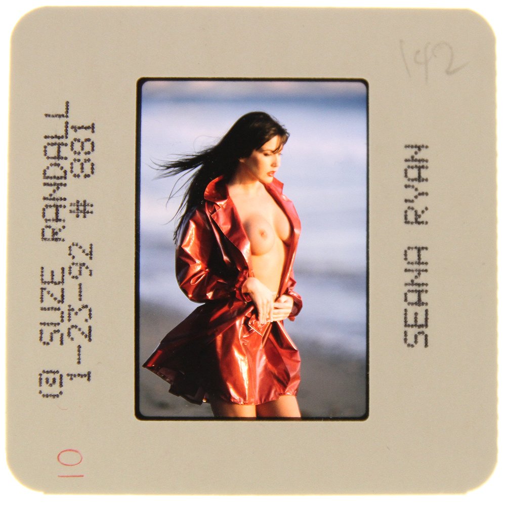 Original 35mm Seana Ryan 1992 By Suze Randall: Original nude, erotic, 35mm slide features Seana Ryan taken by Suze Randall in 1992. Print and/or markings on the slide mount are original.