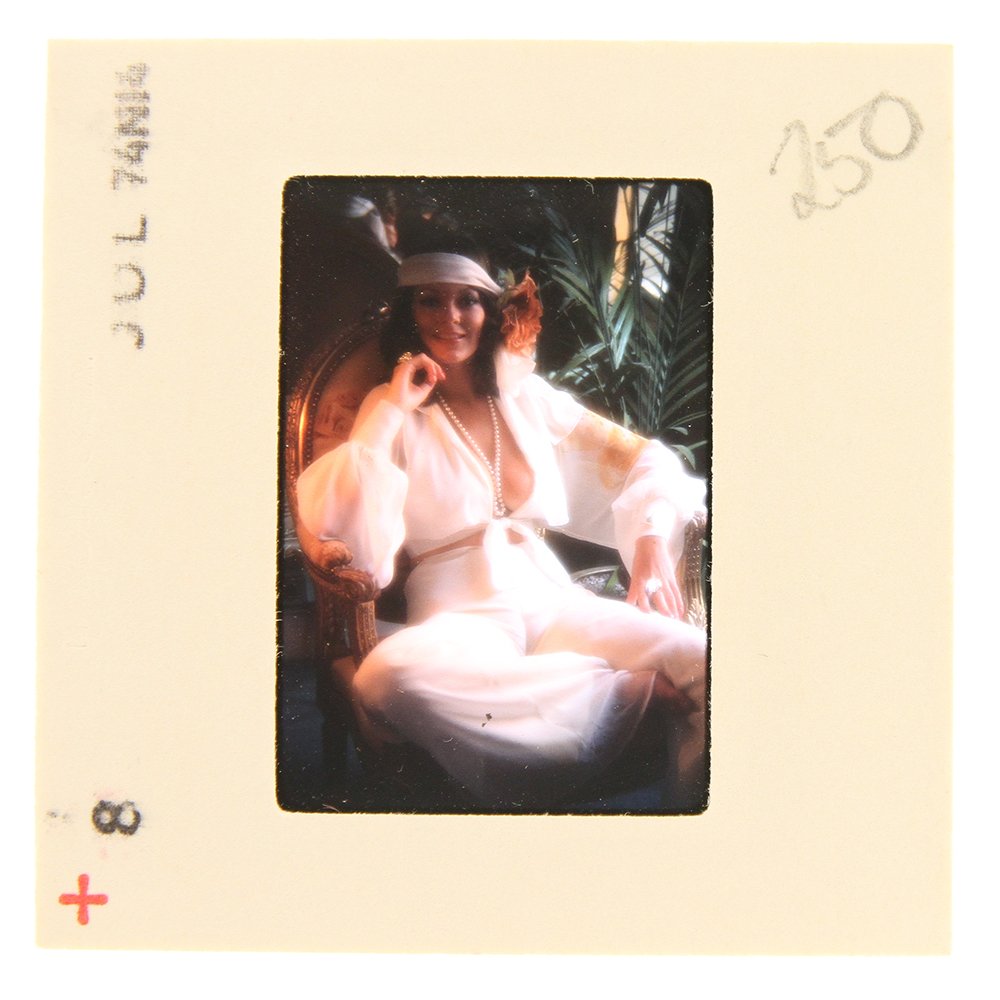 Original 35mm Avril Lund 1974 By Bob Guccione: Original nude, erotic, 35mm slide features Avril Lund taken by Bob Guccione in 1974. Print and/or markings on the slide mount are original.