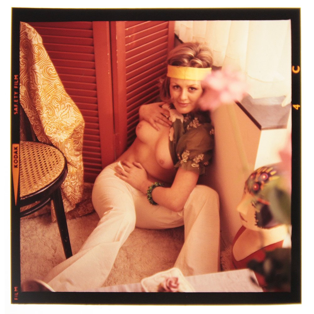 Original 120mm Sharon Bailey 1972 Bob Guccione: Original nude, erotic, 120mm slide features Sharon Bailey taken by Bob Guccione in 1972.Model:</