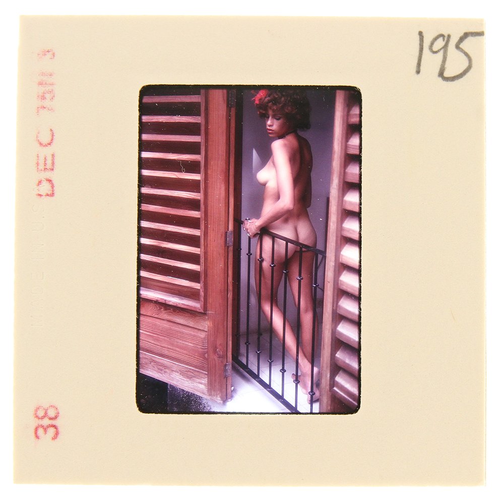 Original 35mm Sonny Smith 1976 By Bob Guccione: Original nude, erotic, 35mm slide features Sonny Smith taken by Bob Guccione in 1976. Print and/or markings on the slide mount are original.