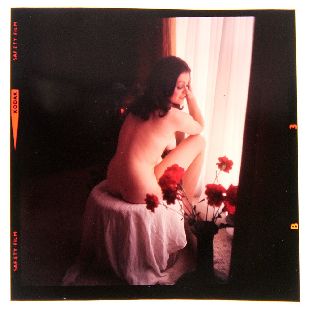 Original 120mm Lesley Harrison 1972 By Bob Guccione: Original nude, erotic, 120mm transparency features Lesley Harrison taken by Bob Guccione in 1972.Model: 23-year-old