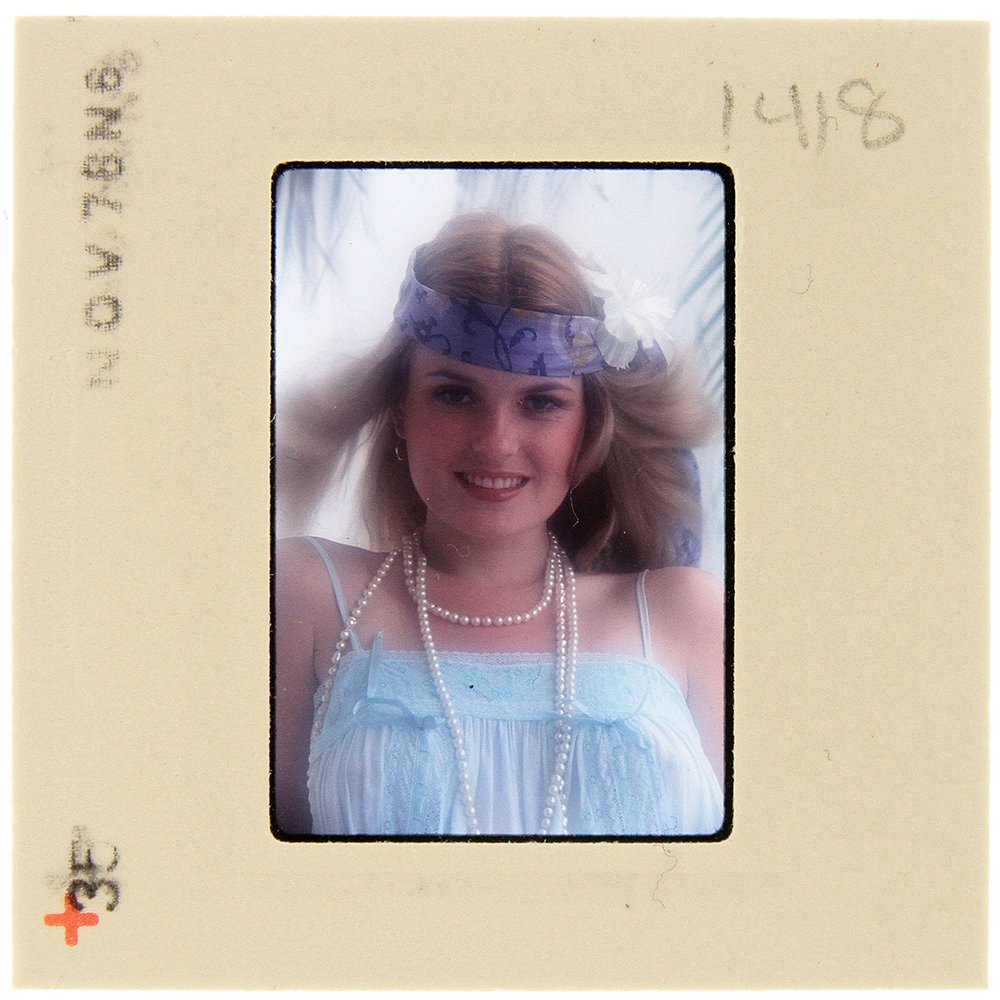 Original 35mm Jolanta Von Zmuda 1976 by Guccione: An Original 35mm slide of Jolanta Von Zmuda taken in November 1976 by photographer Bob Guccione Model:<