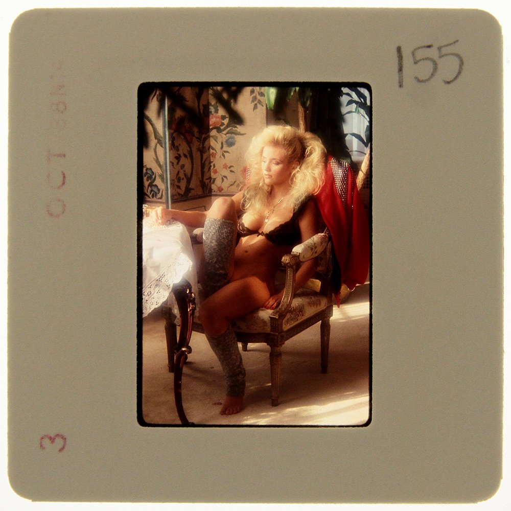 Original 35mm Ginger Miller 1989 By Bob Guccione: Original nude, erotic, 35mm slide features Ginger Miller taken by Bob Guccione in 1989. Print and/or markings on the slide mount are original.