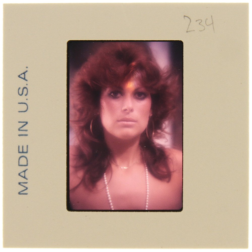 Original 35mm Bonnie Dee 1975 By Bob Guccione: Original nude, erotic, 35mm slide features Bonnie Dee Wilson taken by Bob Guccione in 1975. Print and/or markings on the slide mount are original.