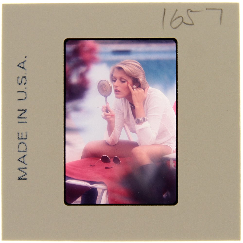 Original 35mm Jane Hargrave 1975 By Bob Guccione: Original nude, erotic, 35mm slide features Jane Hargrave taken by Bob Guccione in 1975. Print and/or markings on the slide mount are original.