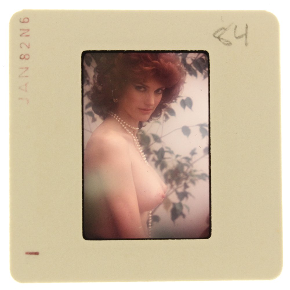 Original 35mm Donna Barnes 1981 By Bob Guccione: Original nude, erotic, 35mm slide features Donna Barnes taken by Bob Guccione in 1981. Print and/or markings on the slide mount are original.