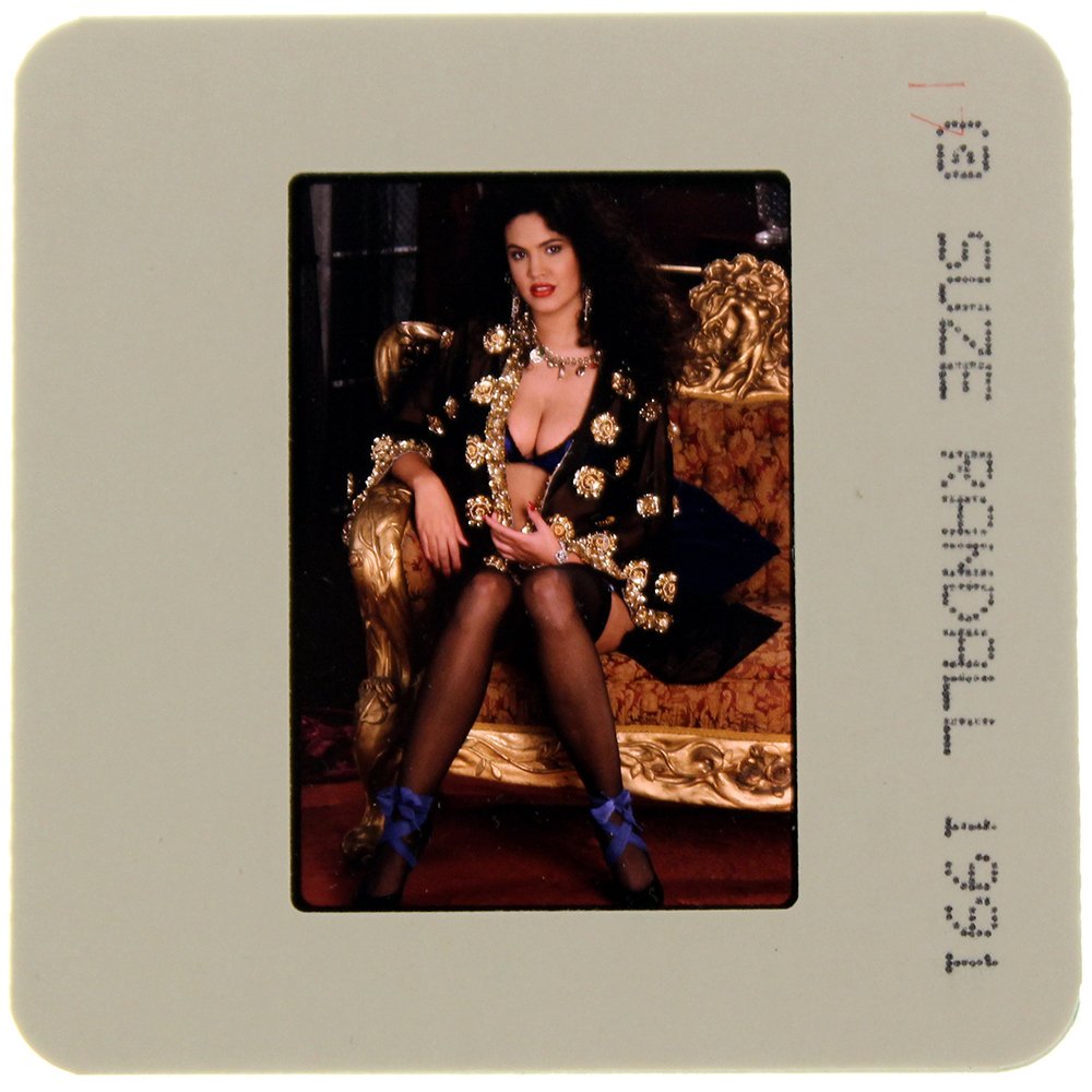 Original 35mm Jami Dion 1991 By Suze Randall: Original nude, erotic, 35mm slide features Jami Dion by Suze Randall in 1991. Print and/or markings on the slide mount are original.