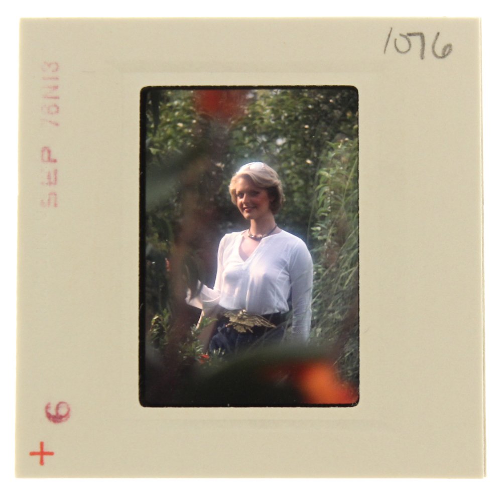 Original 35mm Jane Hargrave 1976 By Bob Guccione: Original nude, erotic, 35mm slide features Jane Hargrave taken by Bob Guccione in 1976. Print and/or markings on the slide mount are original.