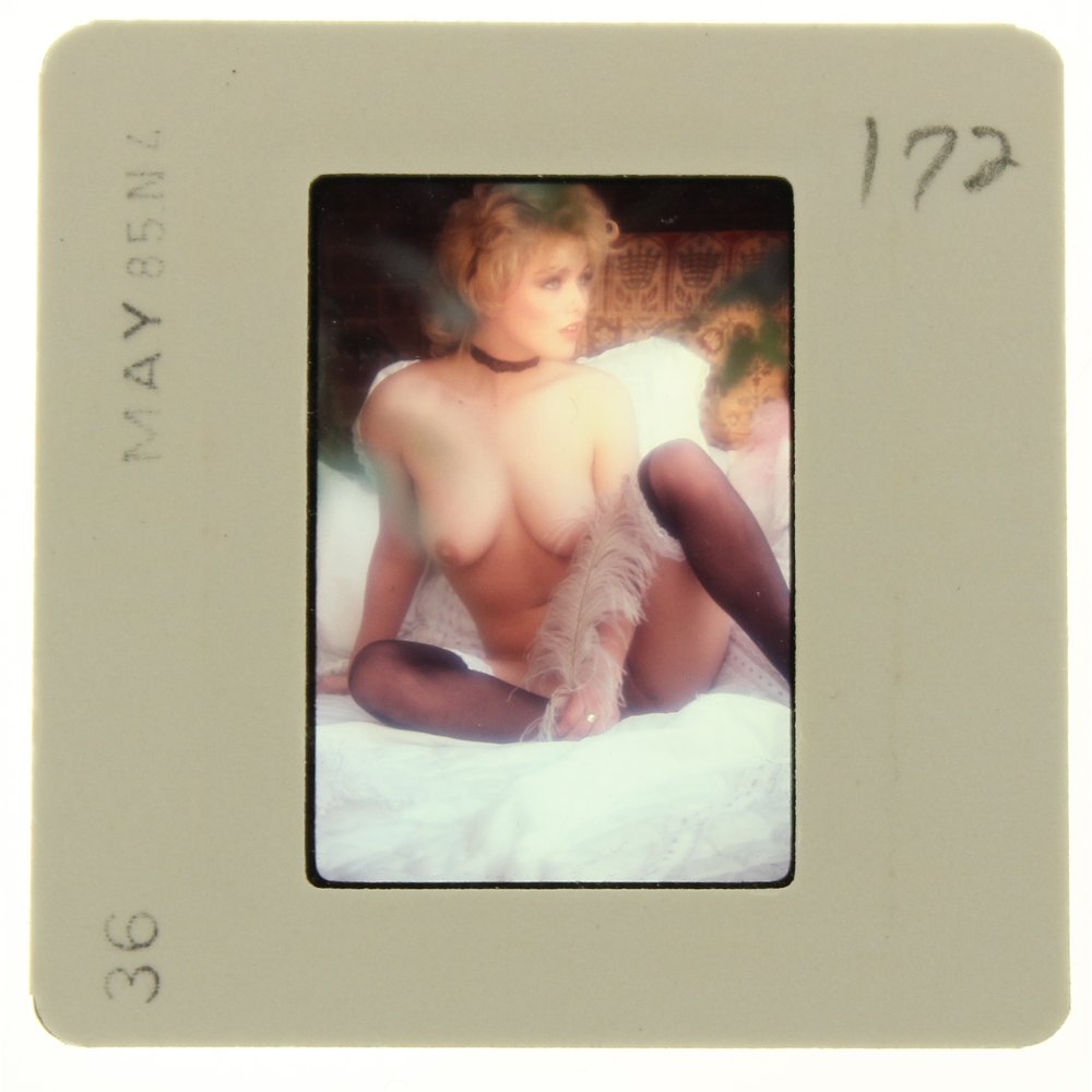Original 35mm Janice Martin 1985 By Bob Guccione: Original nude, erotic, 35mm slide features Janice Martin taken by Bob Guccione in 1985. Print and/or markings on the slide mount are original.