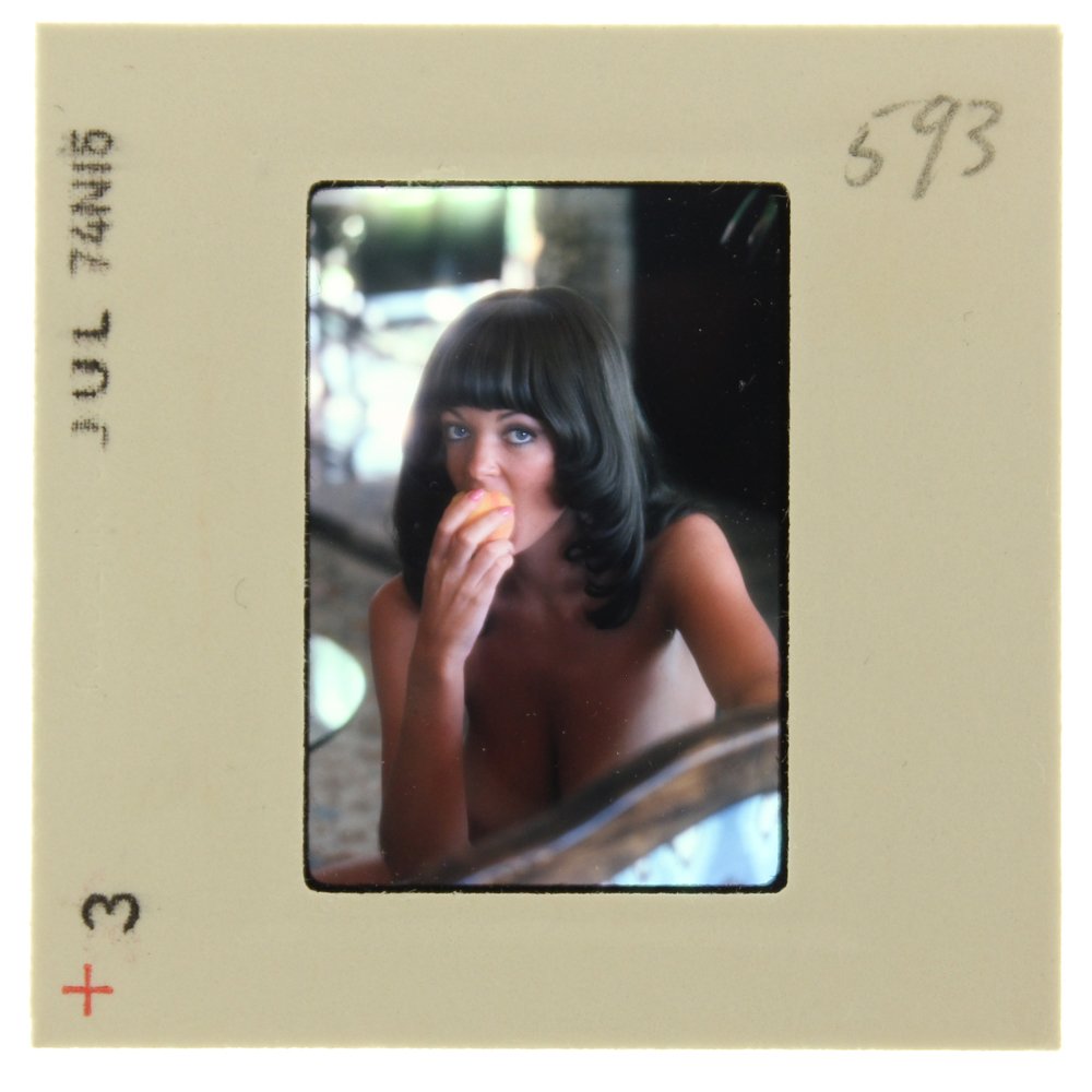 Original 35mm Avril Lund 1974 By Bob Guccione: Original nude, erotic, 35mm slide features Avril Lund taken by Bob Guccione in 1974. Print and/or markings on the slide mount are original.