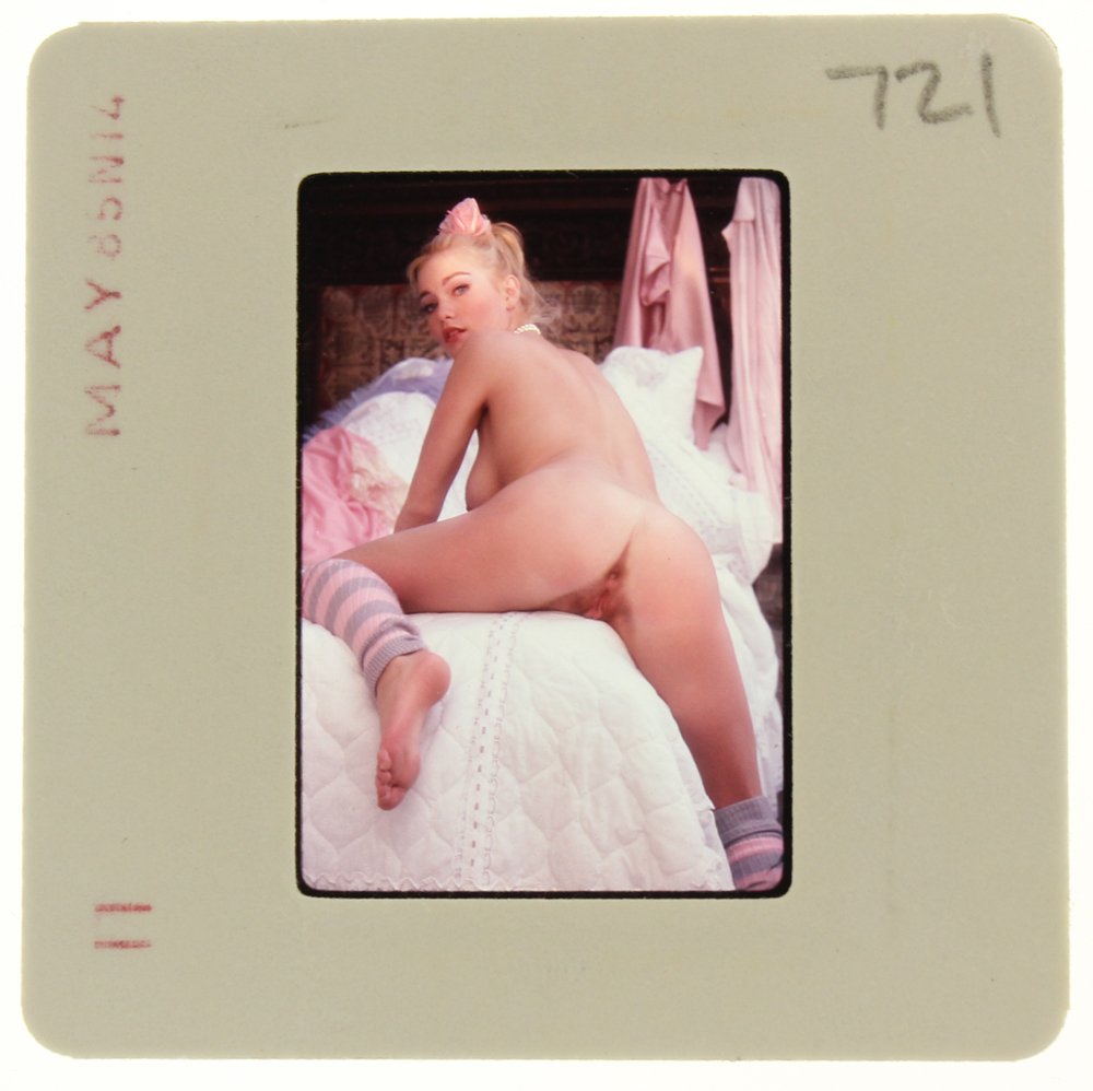 Janice Martin 1985 35mm By Bob Guccione: Original nude, erotic, 35mm slide features Janice Martin taken by Bob Guccione in 1985. Print and/or markings on the slide mount are original.