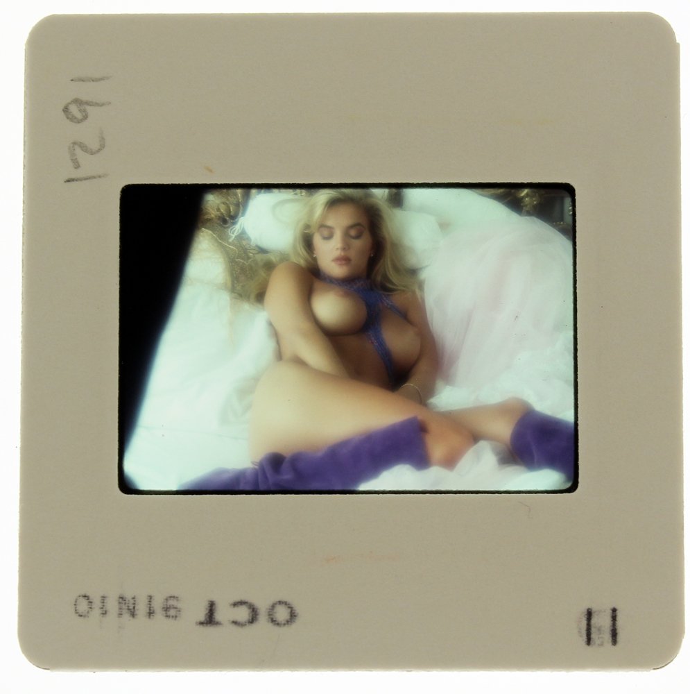Brandy Ledford 35mm 1991 By Bob Guccione: Original nude, erotic, 35mm slide features Brandy Ledford taken by Bob Guccione in 1991. Print and/or markings on the slide mount are original.