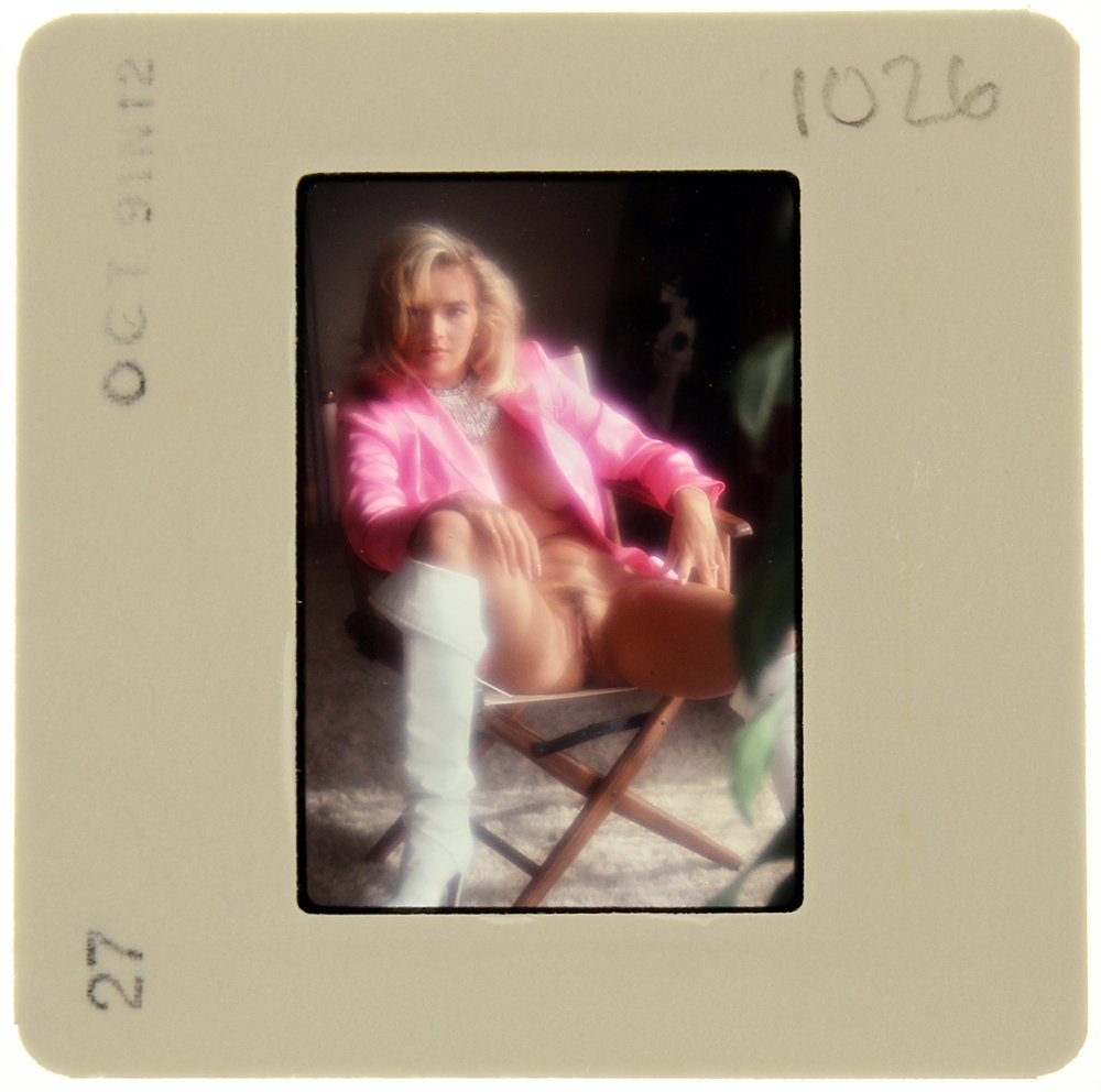Brandy Ledford 1991 35mm By Bob Guccione: Original nude, erotic, 35mm slide features Brandy Ledford taken by Bob Guccione in 1991. Print and/or markings on the slide mount are original.