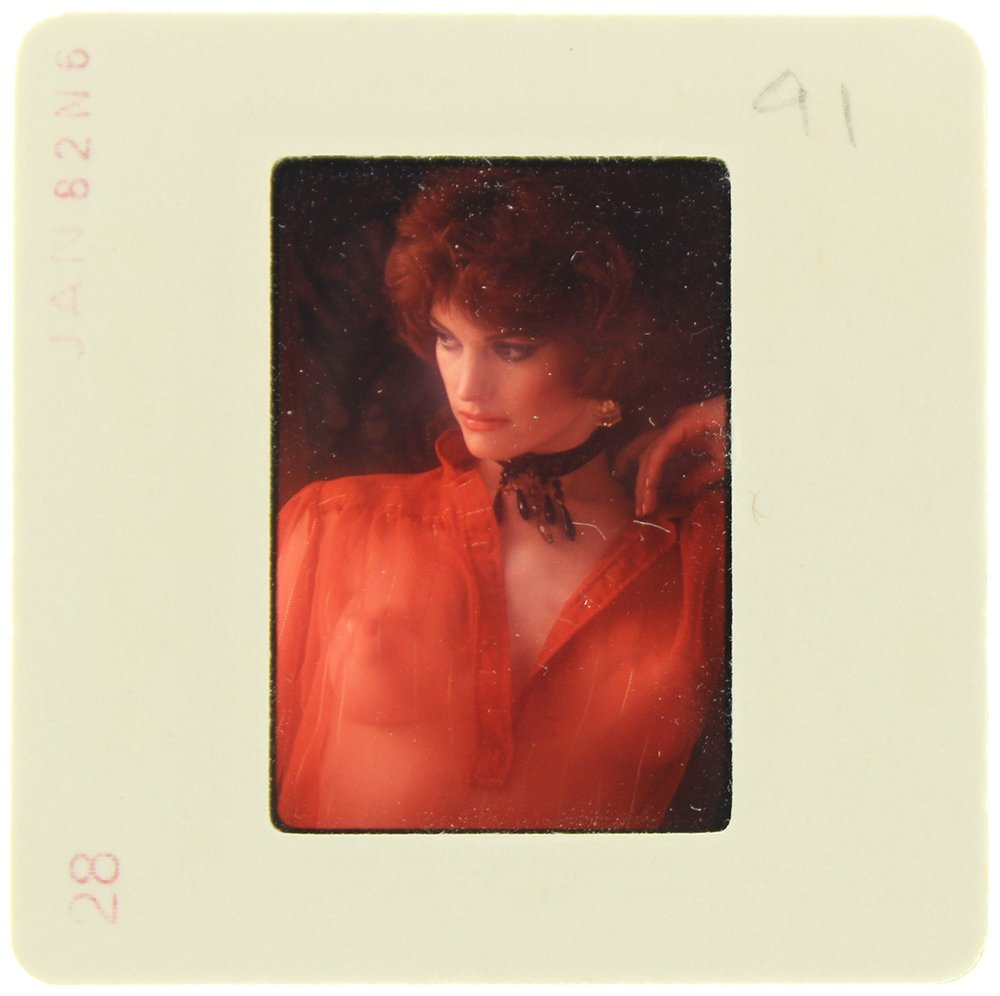 Donna Barnes 1981 35mm By Bob Guccione: Original 35mm slide features Donna Barnes taken by Bob Guccione in 1981.Subject: At a full bodied five feet eleven