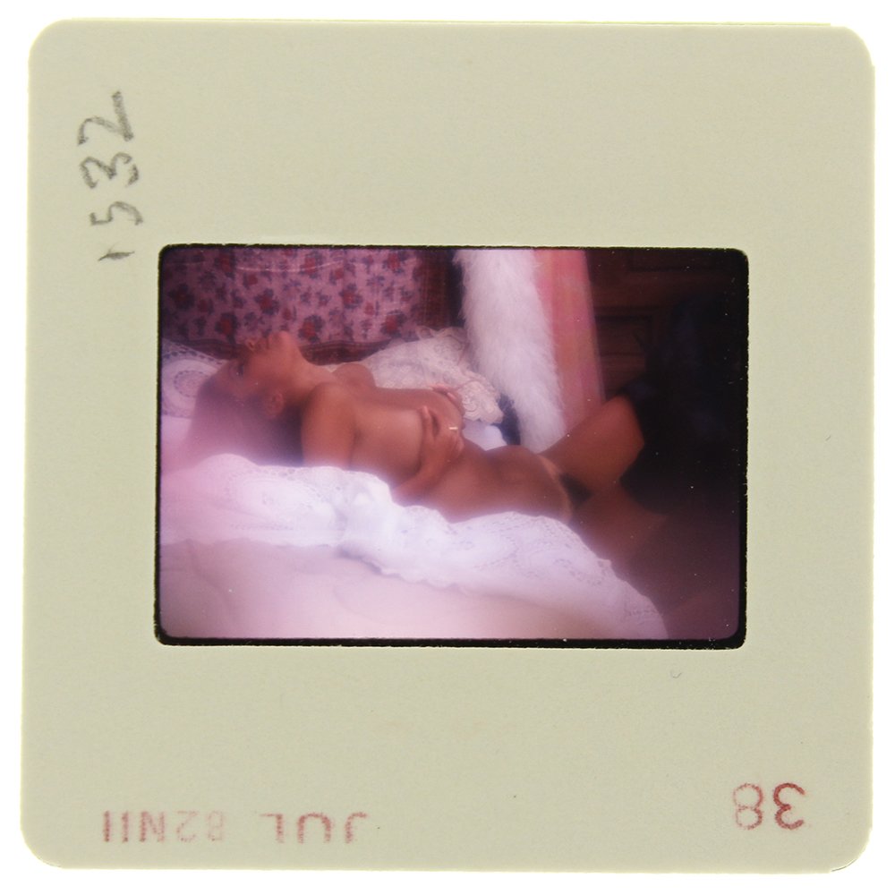 Corinne Alphen 1982 35mm By Bob Guccione: Original 35mm slide features Corinne Alphen taken by Bob Guccione in 1982.Subject: Corinne Alphen is the beauty tha