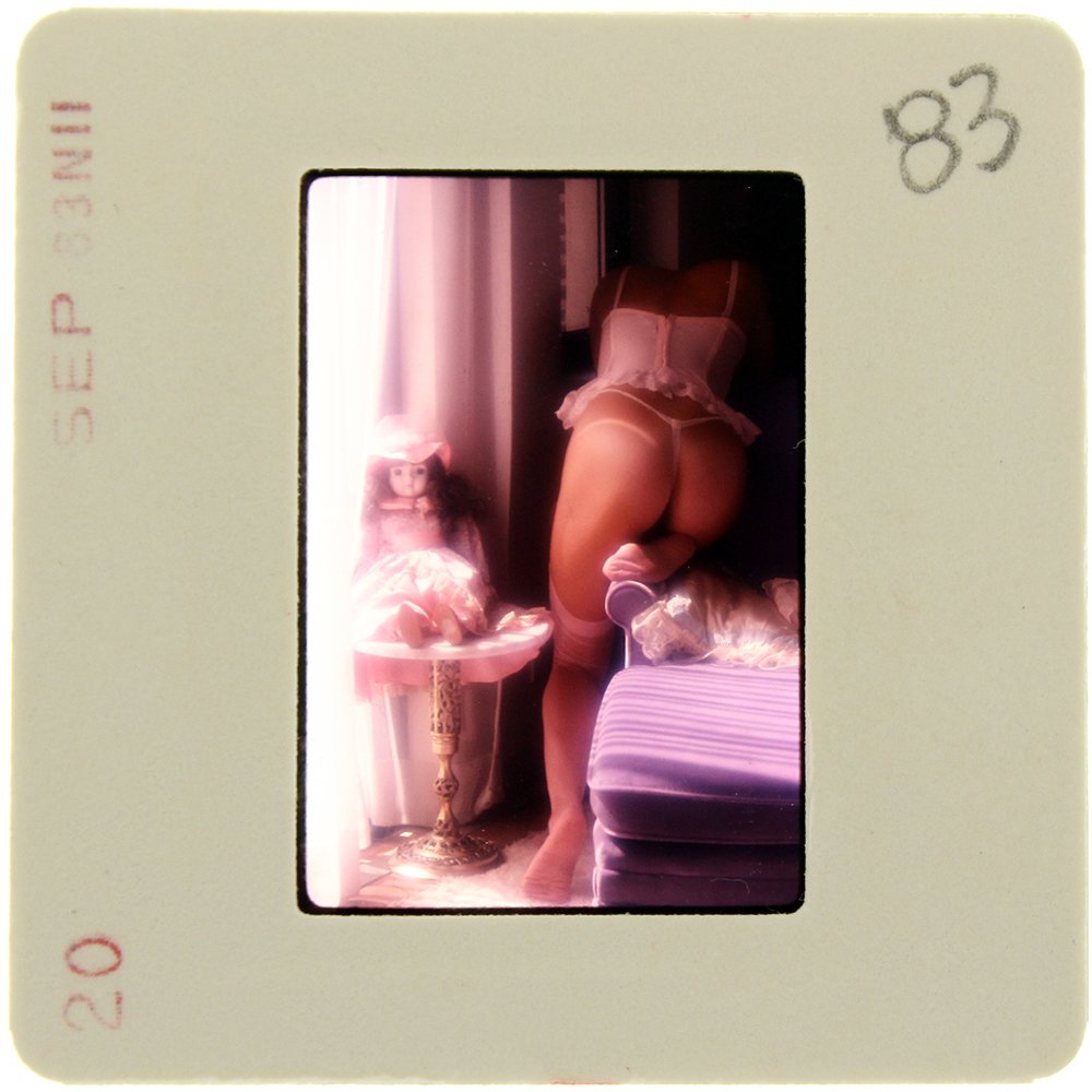 Sheila Kennedy 1983 35mm By Bob Guccione: Original 35mm slide features Sheila Kennedy taken by Bob Guccione in 1983. Subject: Penthouse Pet Sheila Kenned