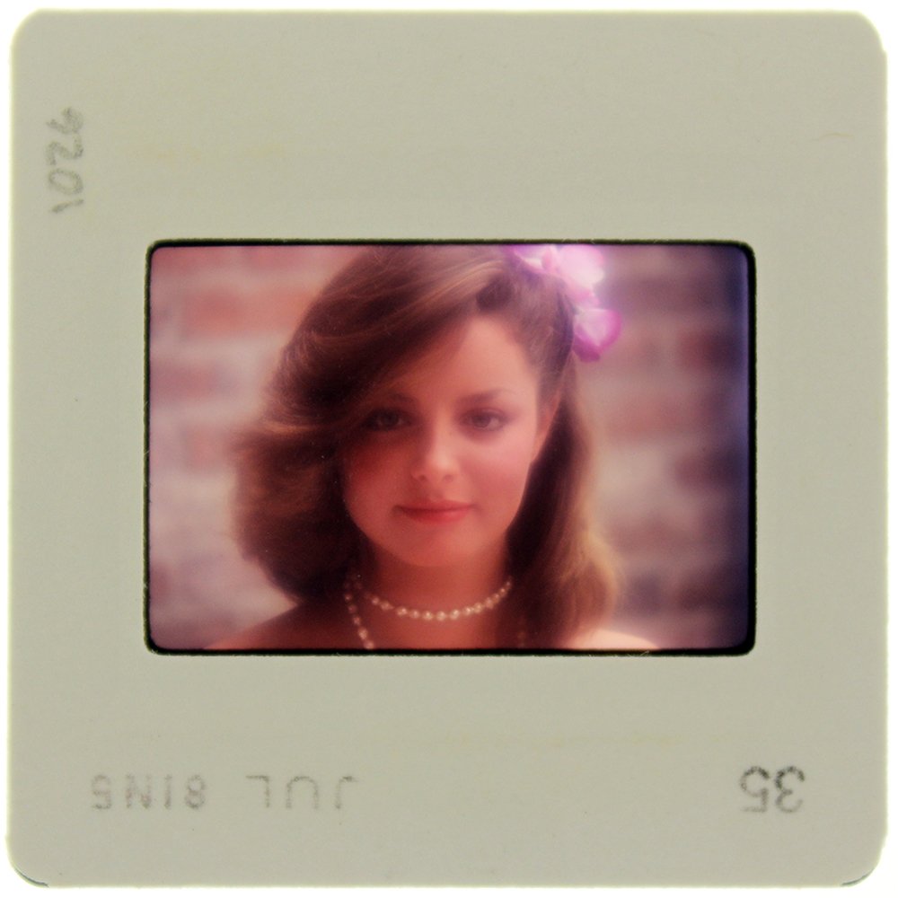 Sheila Kennedy 1981 35mm By Bob Guccione: Original 35mm slide features Sheila Kennedy taken by Bob Guccione in 1981. Subject: Penthouse Pet Sheila Kenned