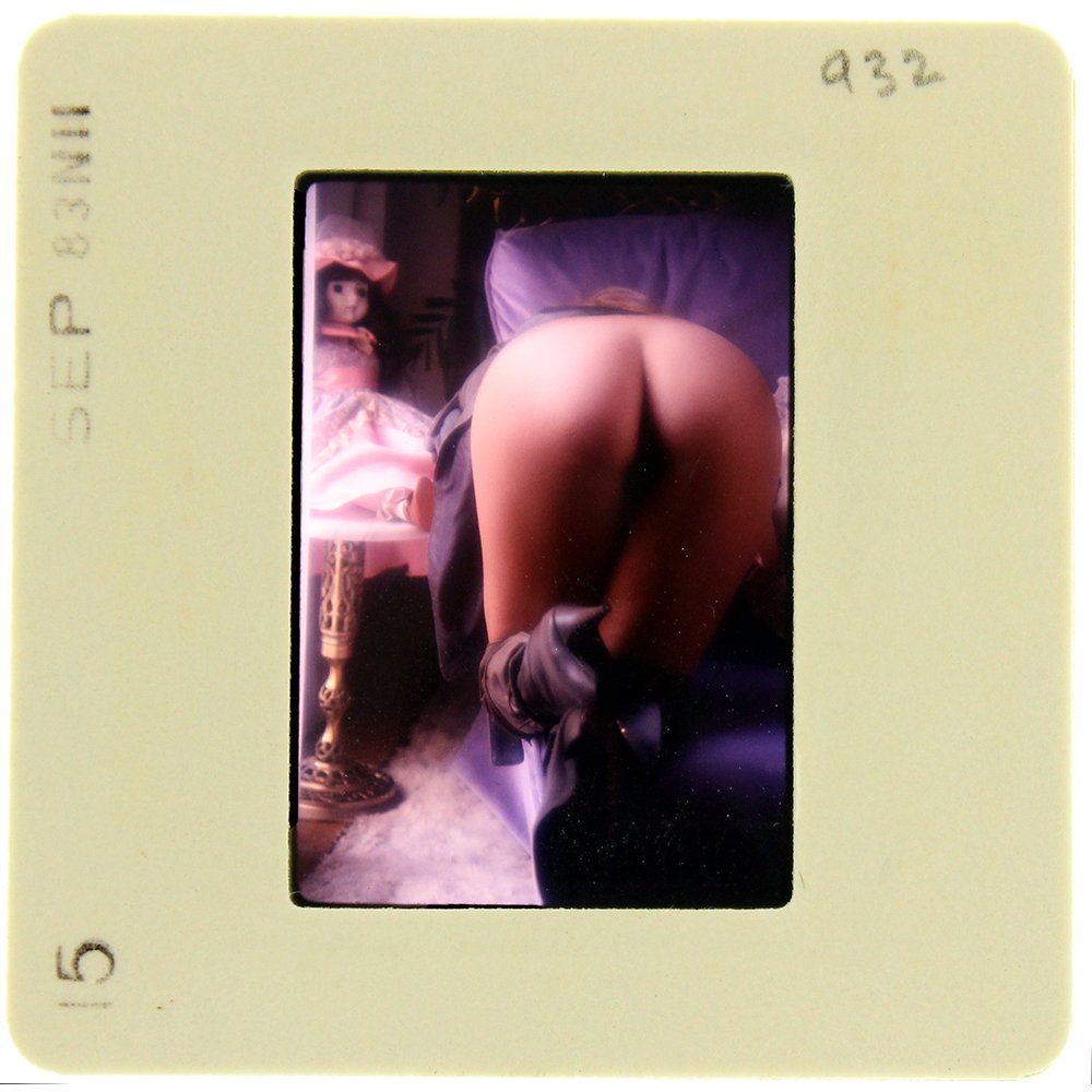 Sheila Kennedy 1983 35mm By Bob Guccione: Original 35mm slide features Sheila Kennedy taken by Bob Guccione in 1983. Subject: Penthouse Pet Sheila Kenned