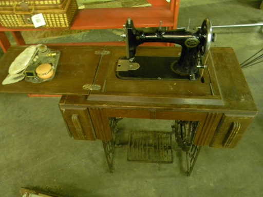 Antique Wards Damascus Rotary Sewing Machine Adorable Damascus Sewing Machine Antique Wards Damascus Rotary Sewing Machine Adorable Damascus Sewing Machine