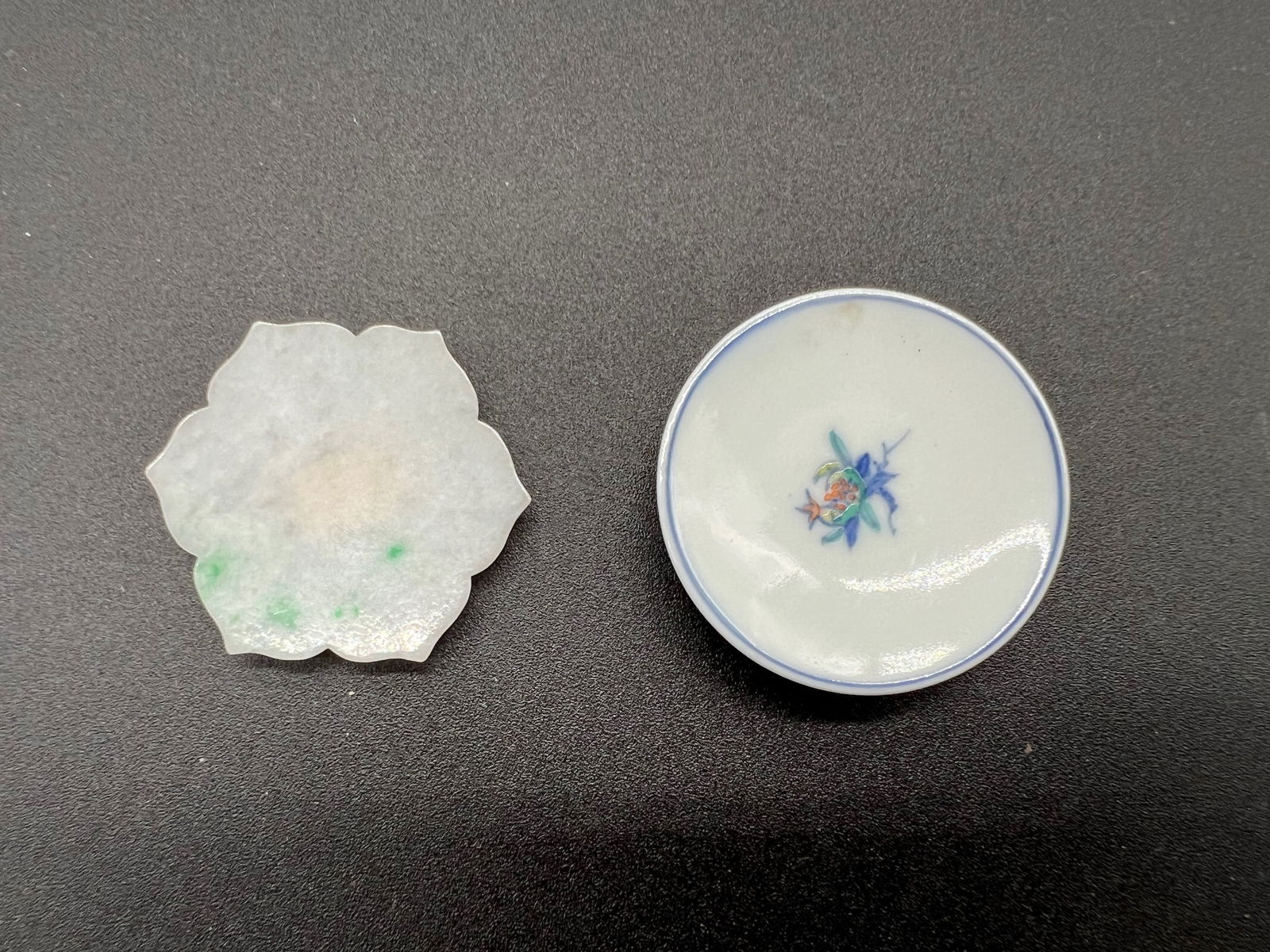 Two Antique Chinese porcelain and jadeite snuff dishes (1 of 9)