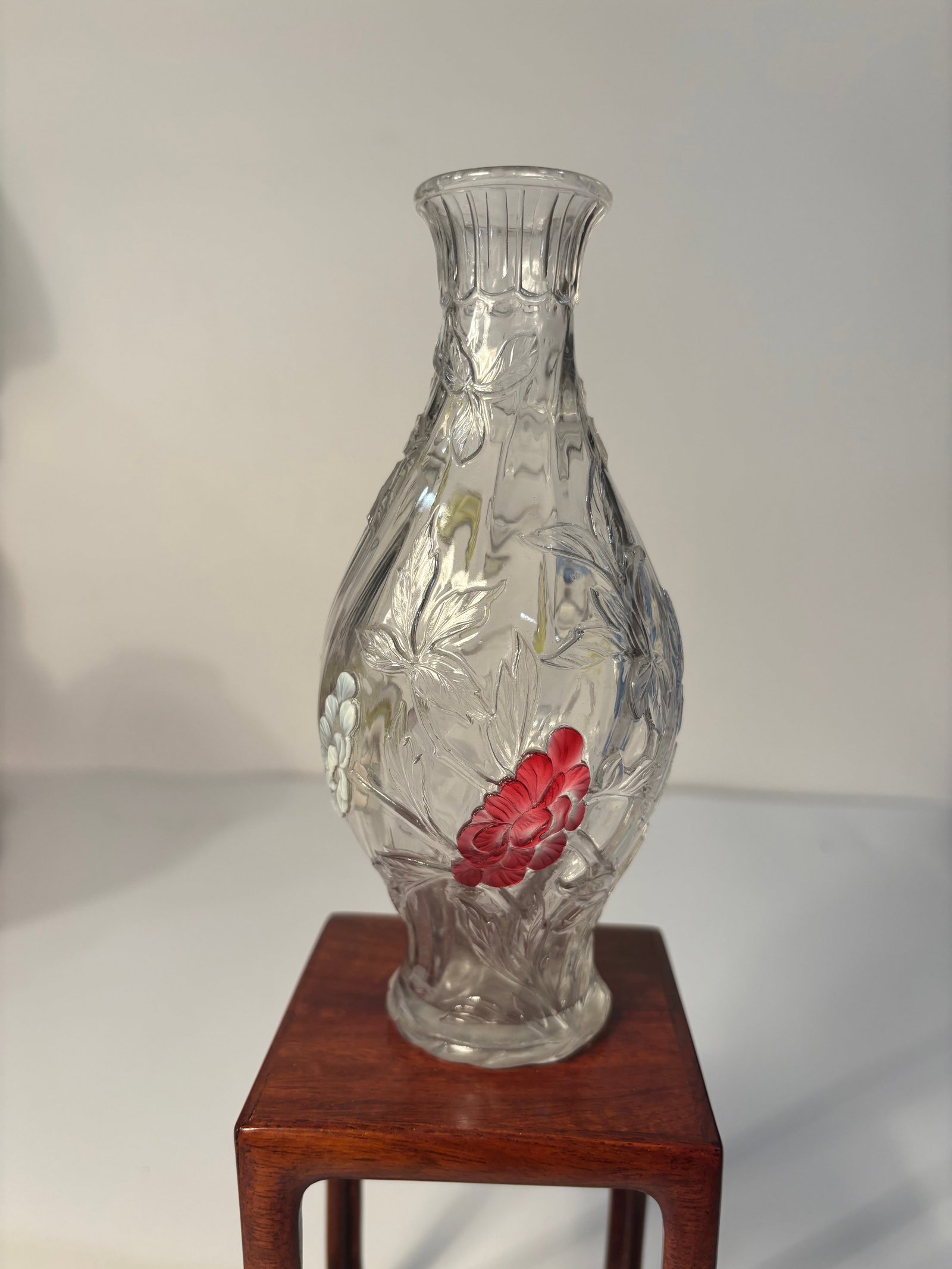 Thomas Webb Floral Cameo Glass Bud Vase Signed "WEBB" (1 of 14)