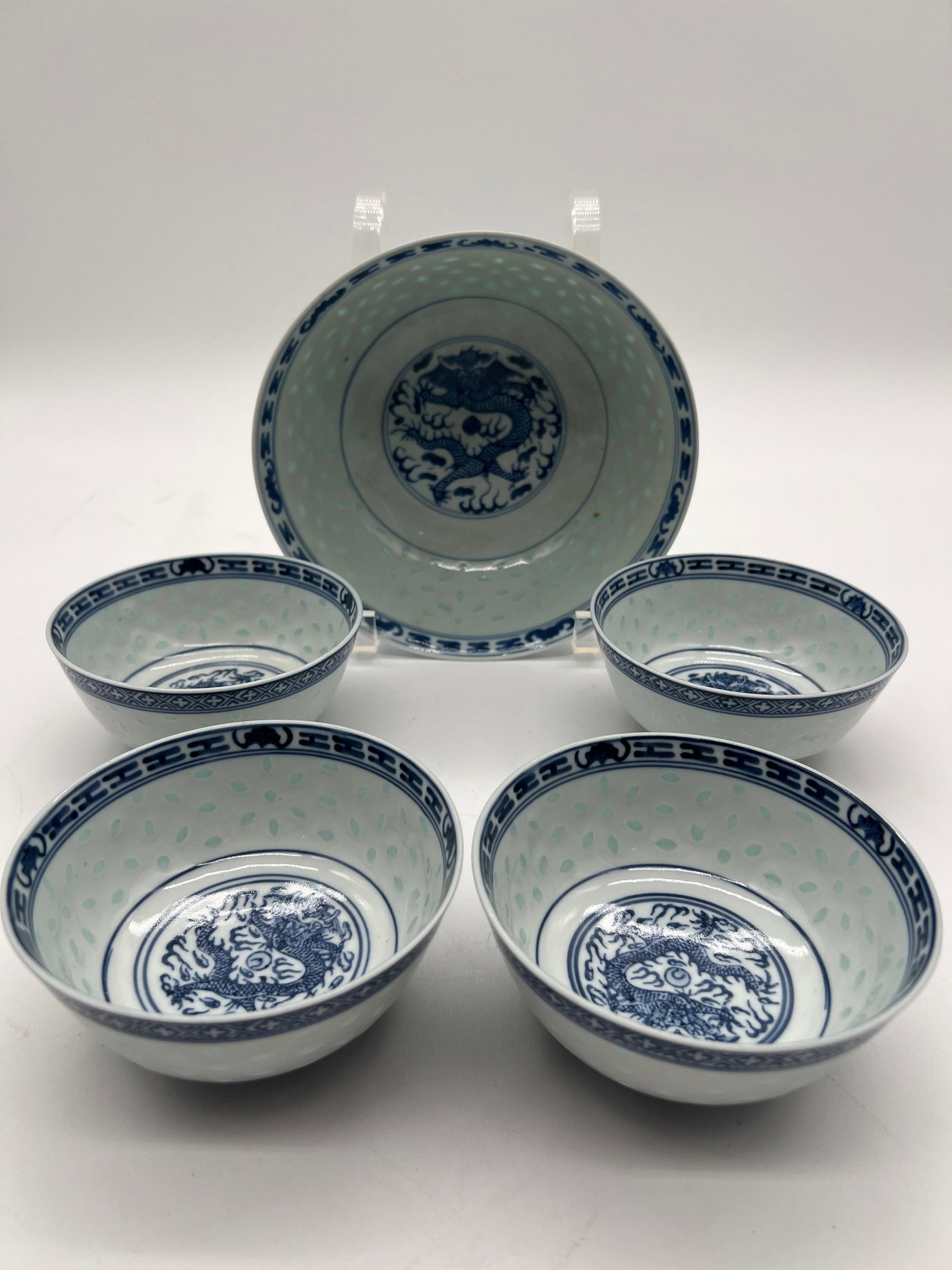 Set of 5 Chinese blue and white  Rice Eye Grain porcelain bowls with mark (1 of 6)