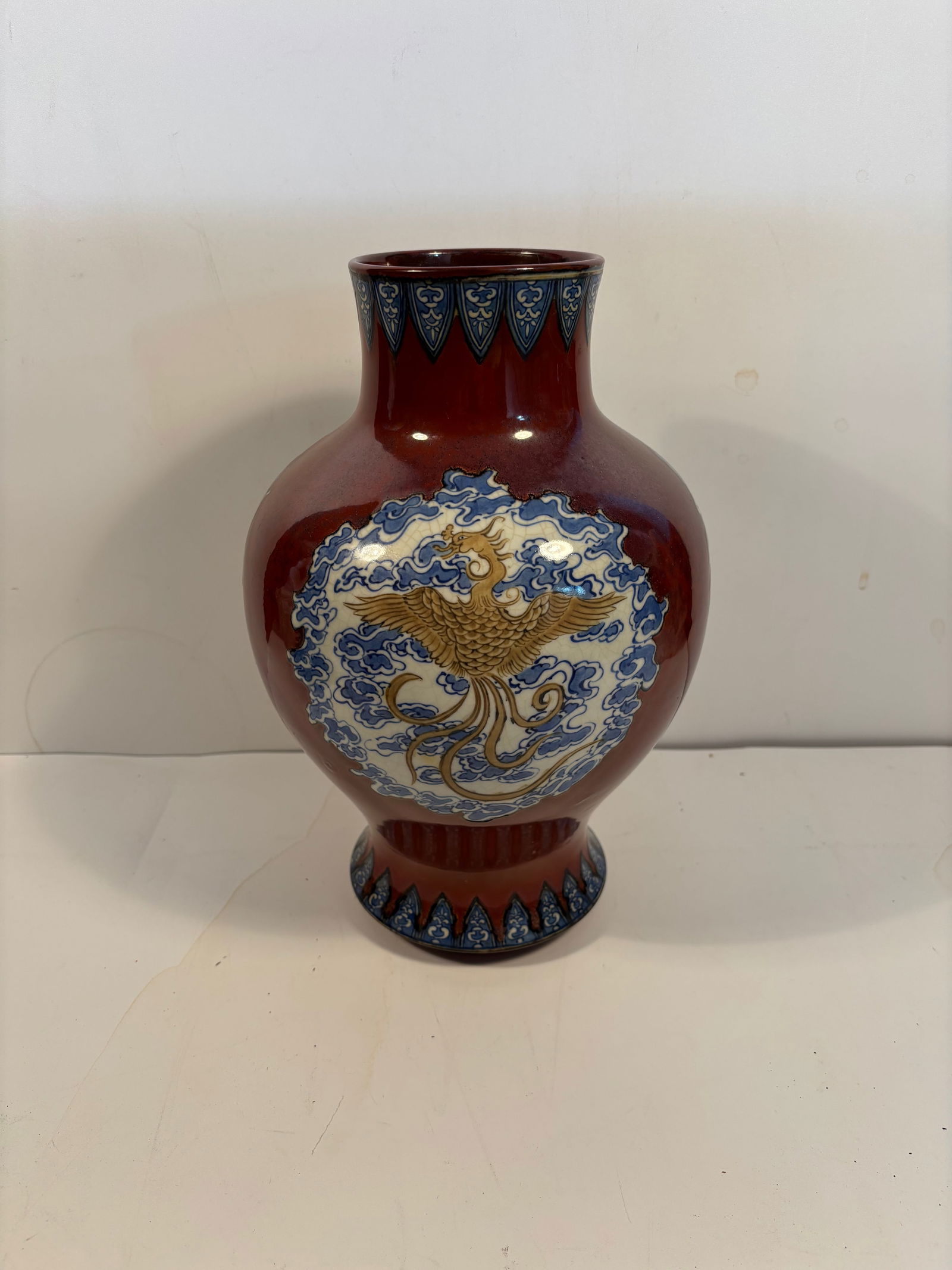 An asian red glazed phoenix gold blue vase (1 of 7)