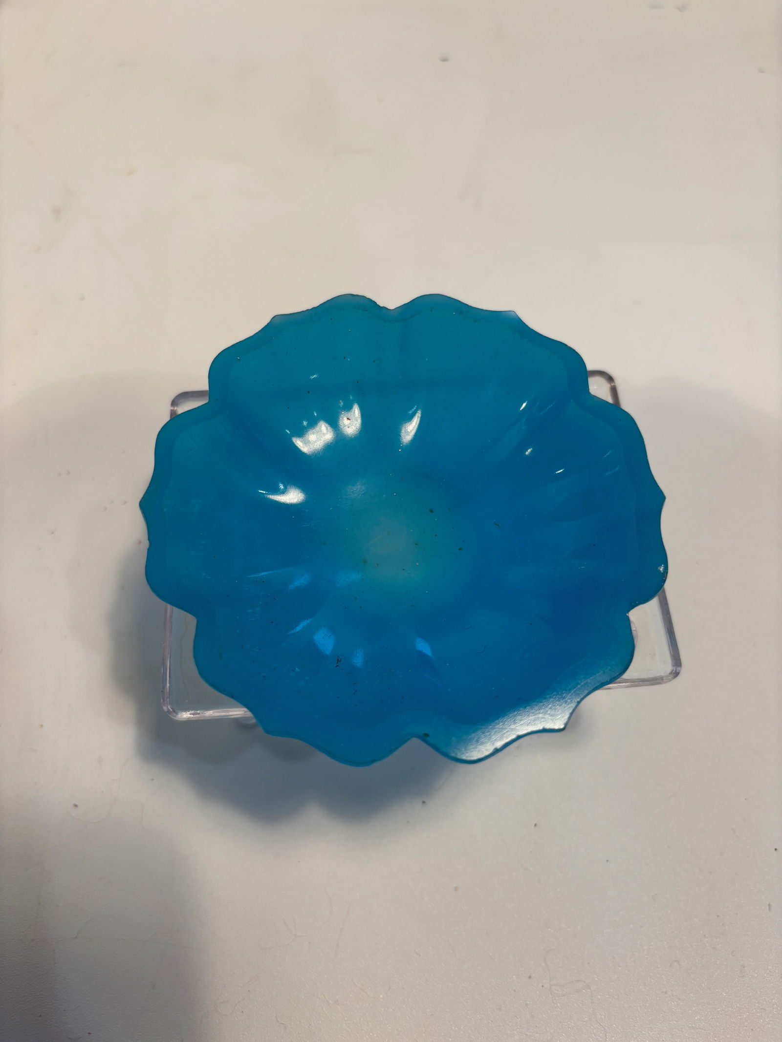 A Chinese Peking Glass Dish (1 of 8)