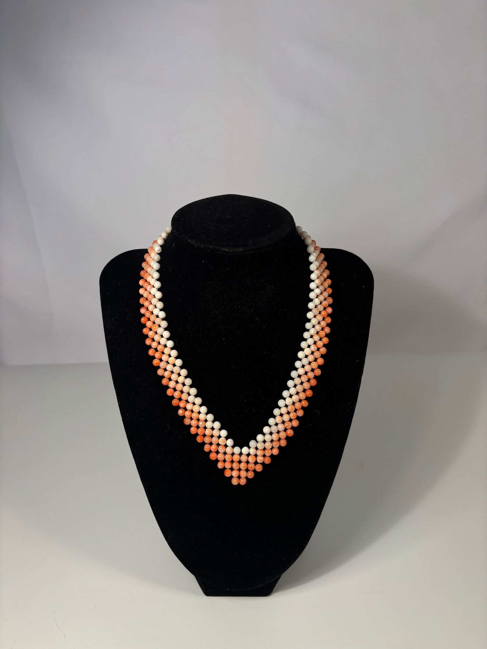 Vintage Angel Skin & Salmon Coral Bead Necklace – 14K Gold Clasp (1 of 8)