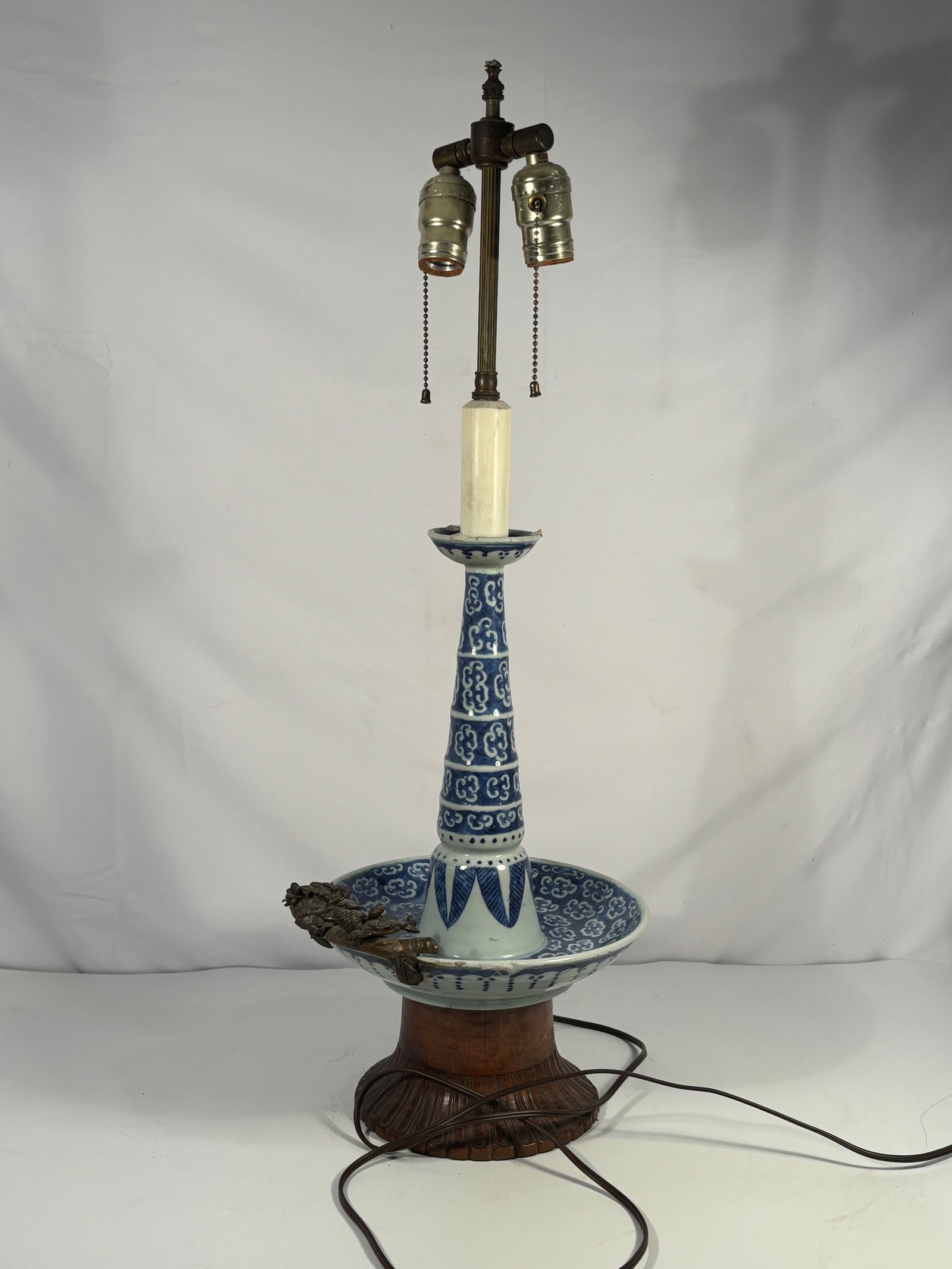 A Chinese Blue and White Porcelain Oil Lamp, Qing Dynasty, Later Adapted as Electric Lamp (1 of 20)