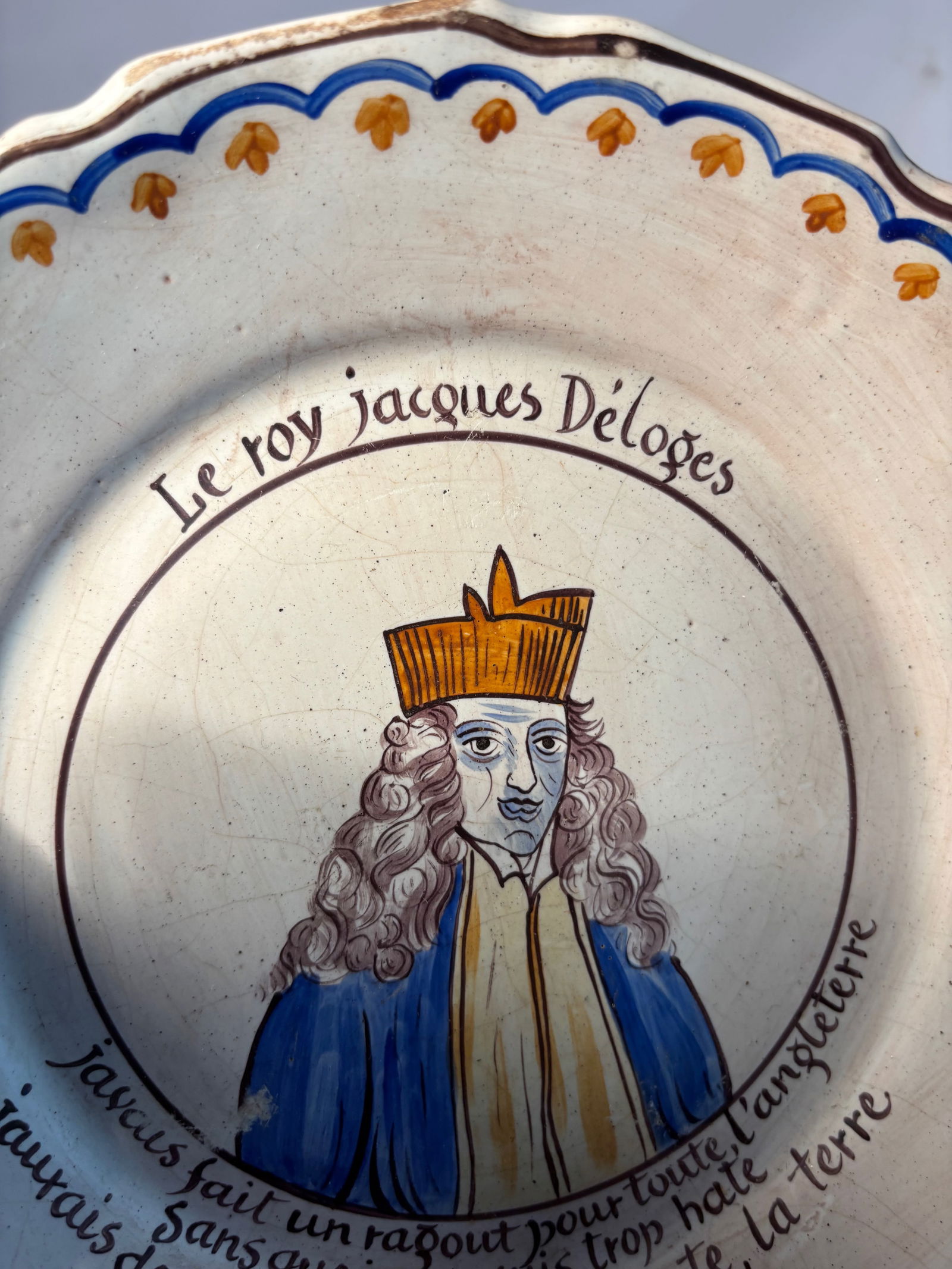 A French Nevers Faience Political Plate “Le Roy Jacques Délogé??, 18th Century (1 of 10)