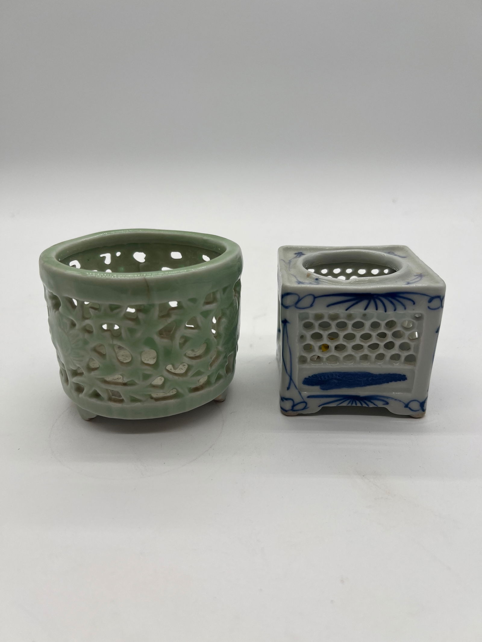 Two Japanese reticulated porcelain incense burner (1 of 8)