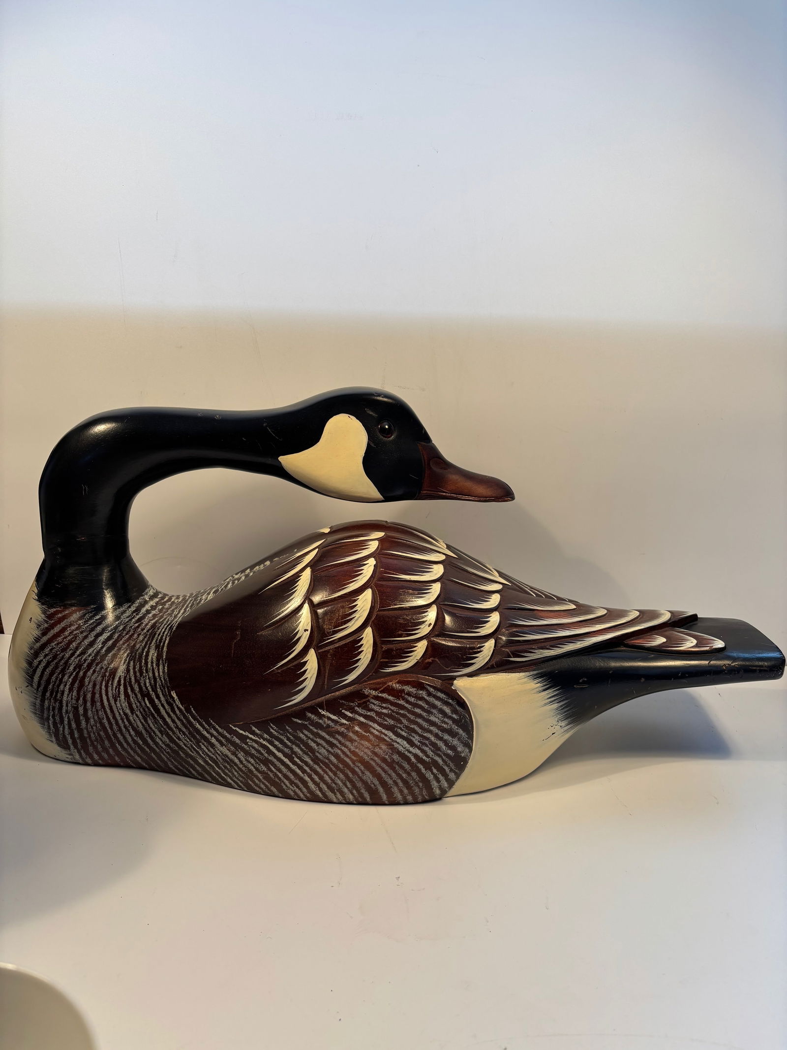 Huge Vintage hand carved Canada goose decoy (1 of 14)