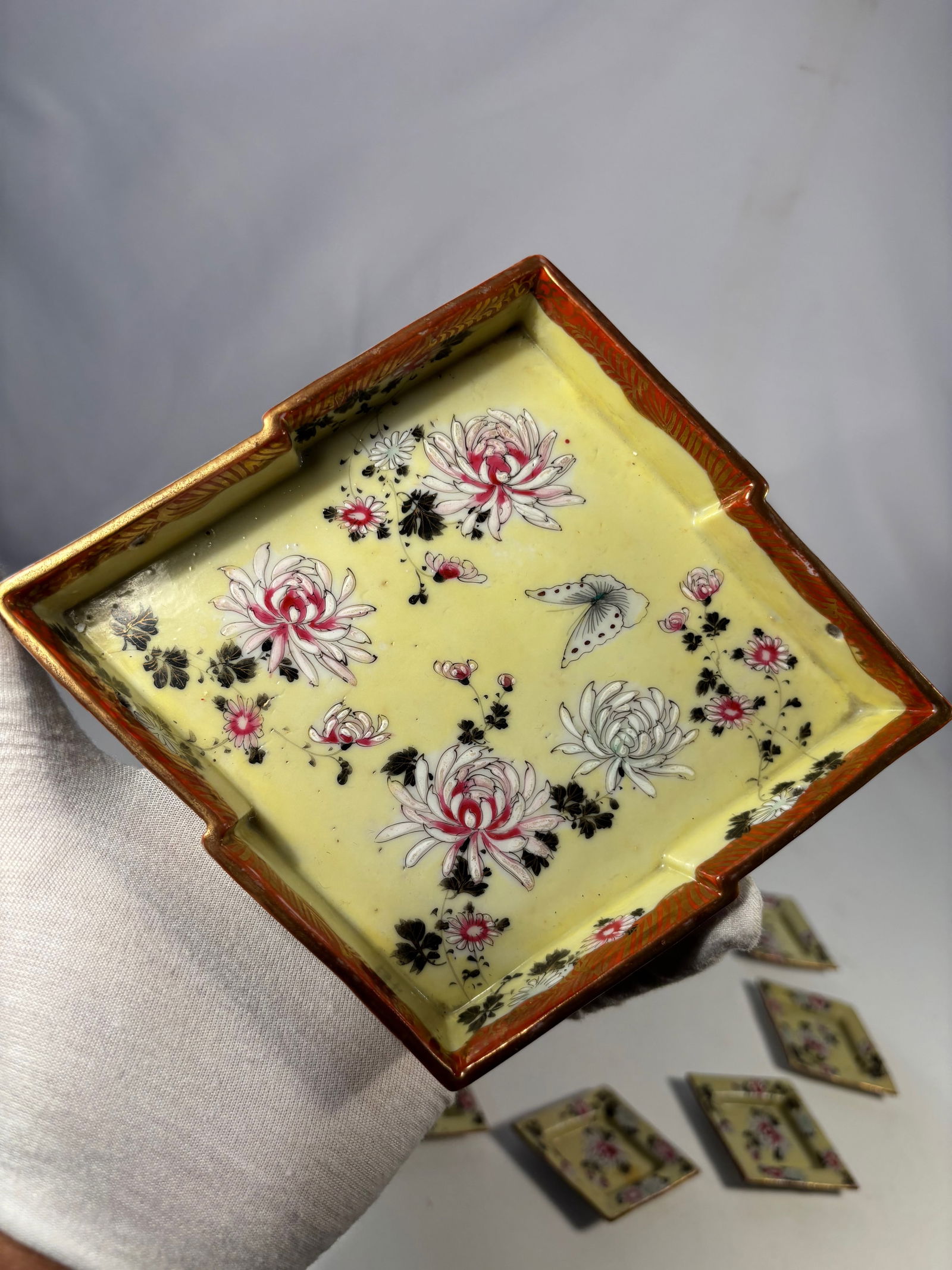 Japanese Yellow-Ground Porcelain Square Dish Set, Meiji Period (Late 19th Century) (1 of 11)