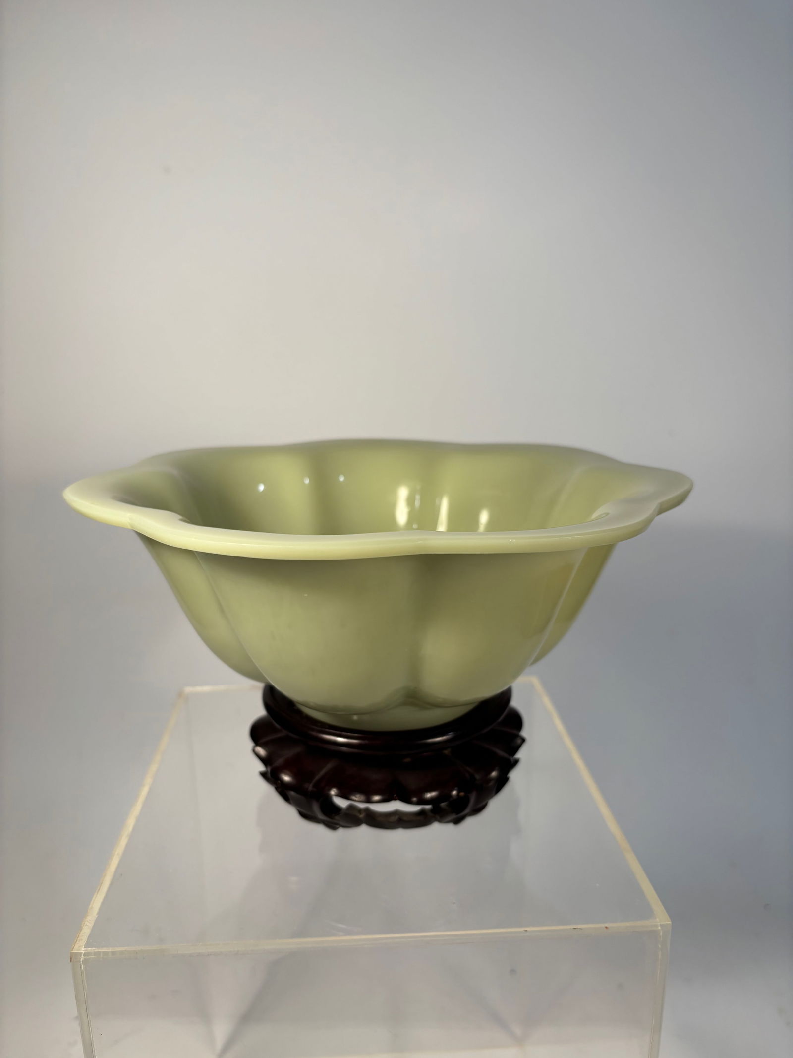 A Chinese Peking Glass Bowl – Celadon Yellow-Green jade like (1 of 9)