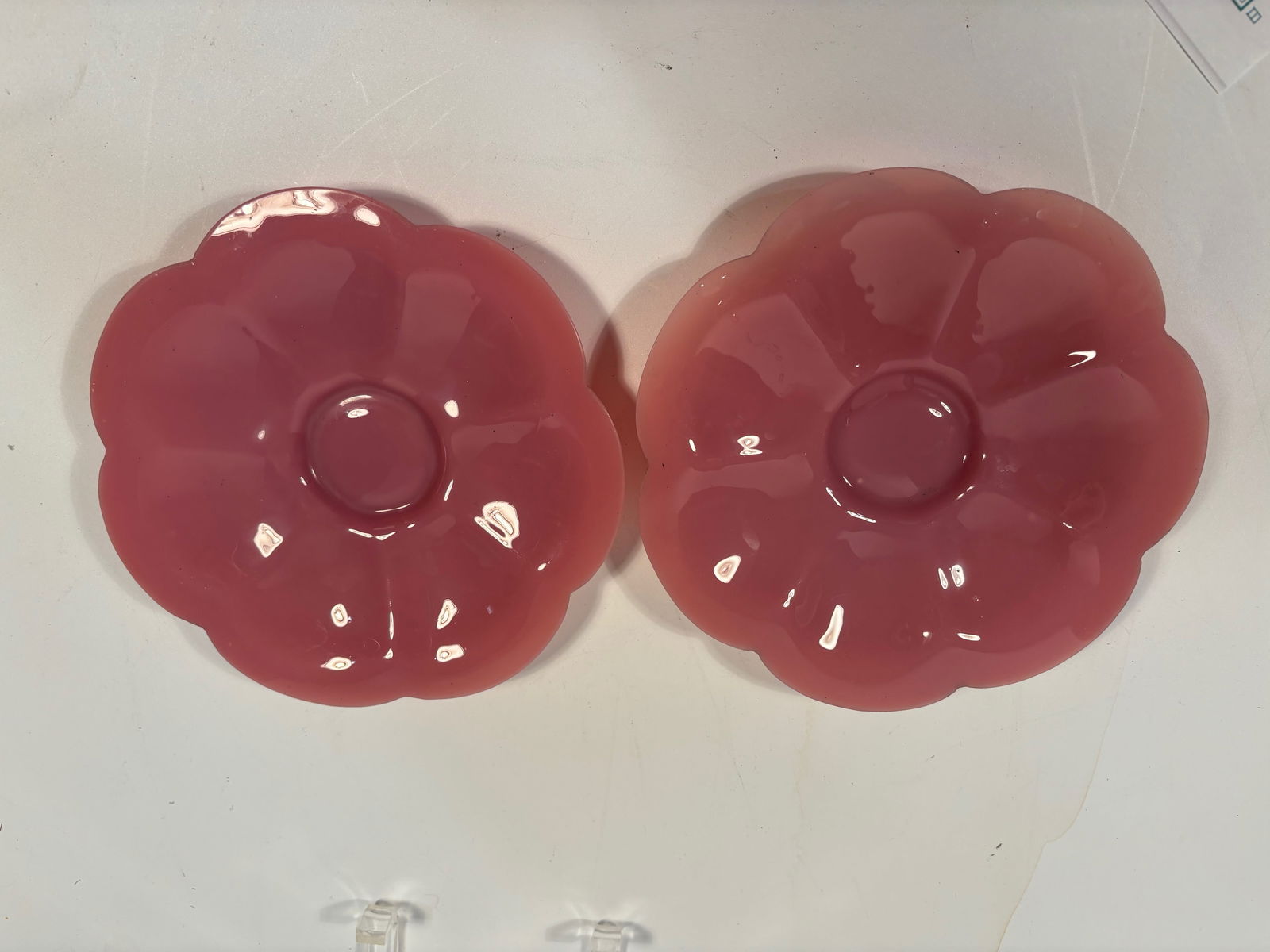 A paif of Chinese pink flower shape PEKING glass with MARK (1 of 5)