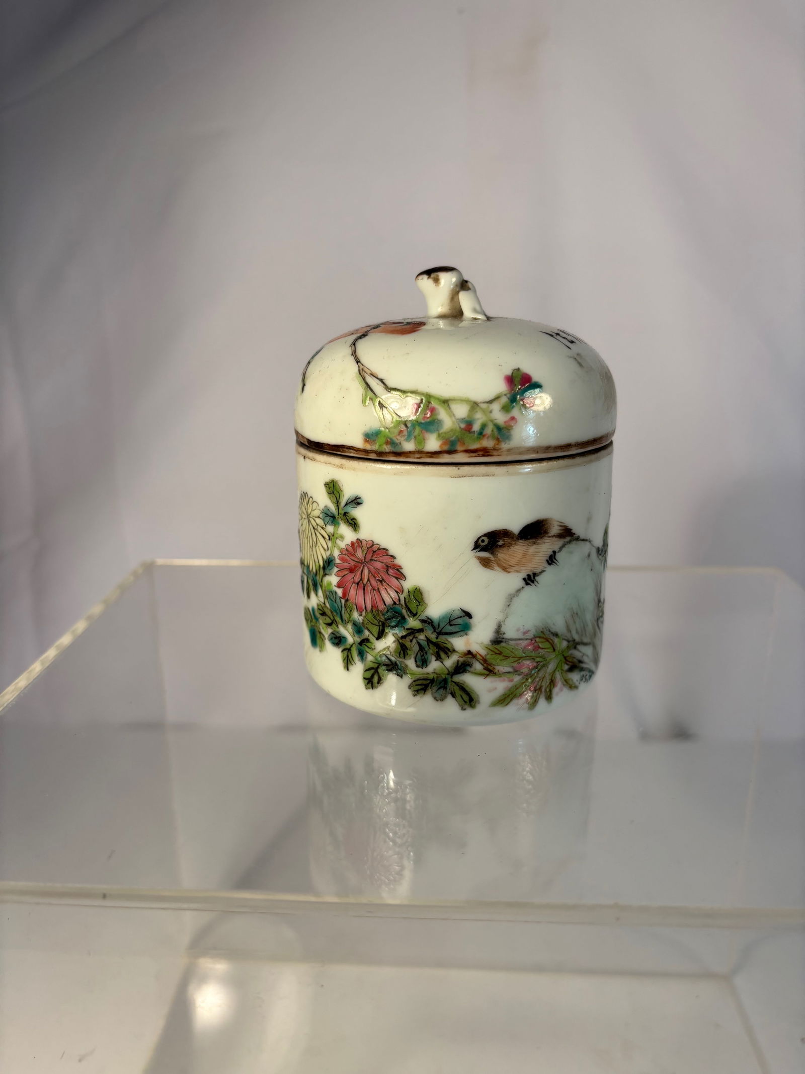 A Chinese Qianjiang Enamel Porcelain Covered Jar signed" YuanMao" (1 of 16)