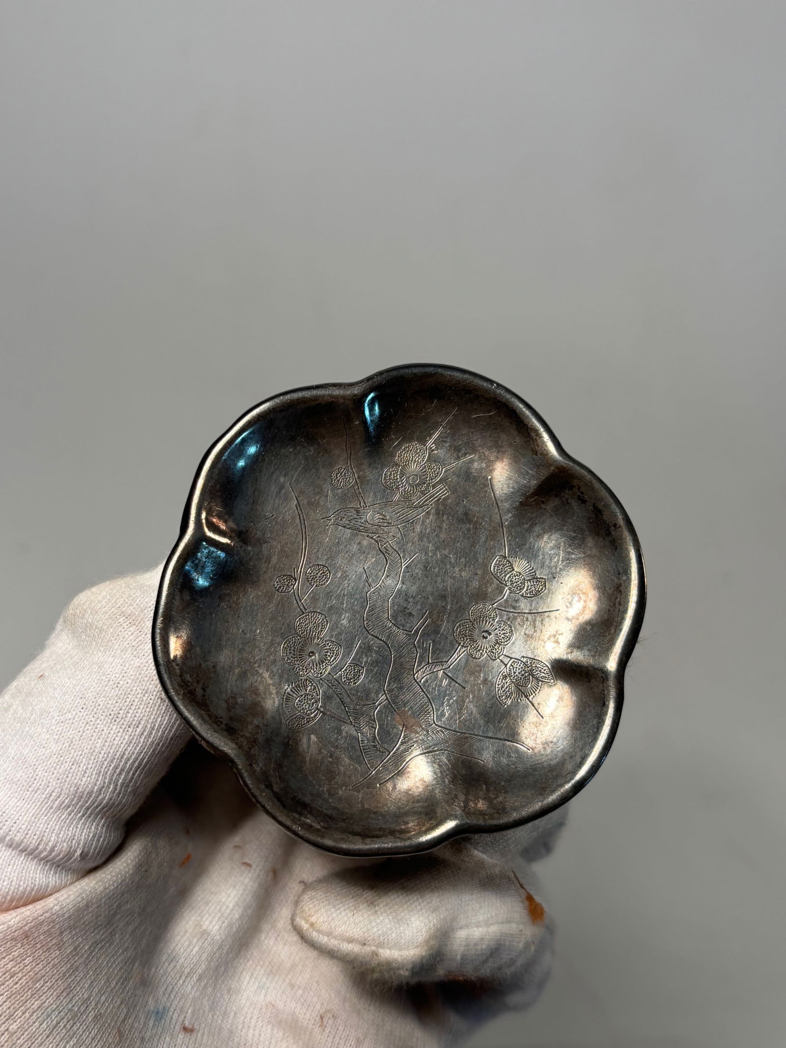 a Chinese sterling silver flower-form dish with sterling silver(CHUN YIN ) in Chinese mark (1 of 7)