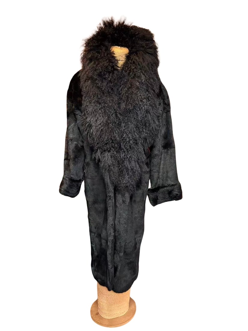 A Hand-Painted Porcelain Cabinet Plate, “Pastoral Lovers,?? in the Style of François Boucher,: A beautiful hand-painted porcelain cabinet plate depicting a romantic pastoral scene of a young shepherd and shepherdess resting beside a stream under a tree, inspired by the works of François Bouche