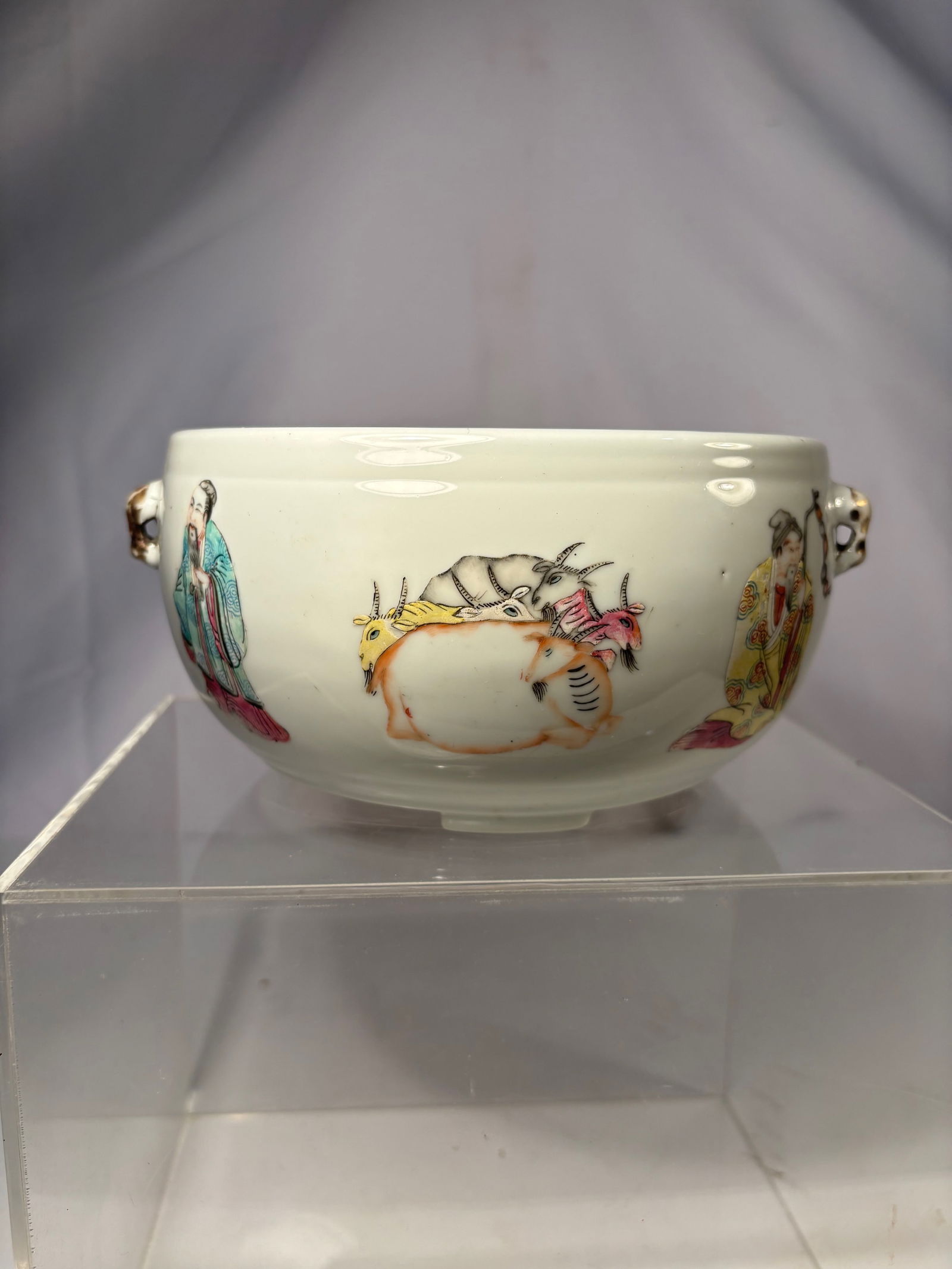 A Chinese Famille Rose Bowl with Immortal Figure and Ruyi Scepter (1 of 16)