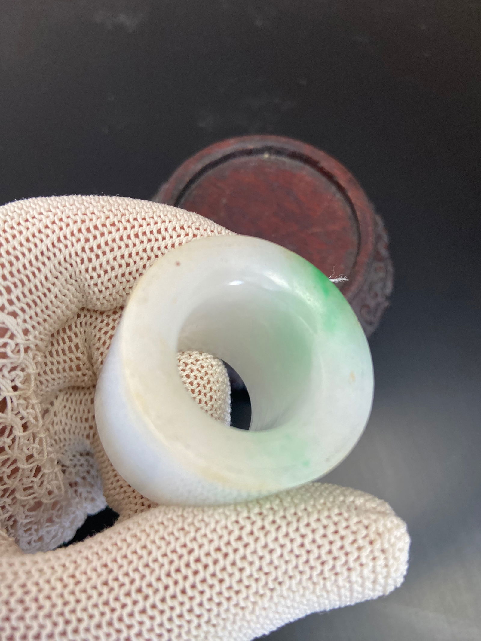 A Chinese jadeite archer ring - 9